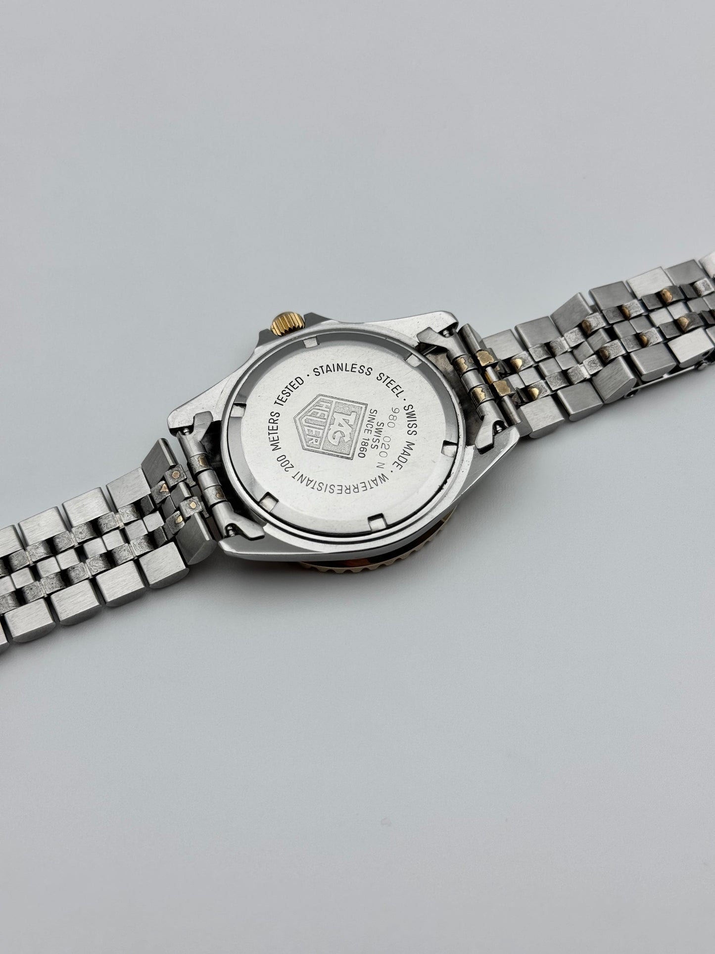 Tag Heuer Professional 1000 Quartz Date 980.020