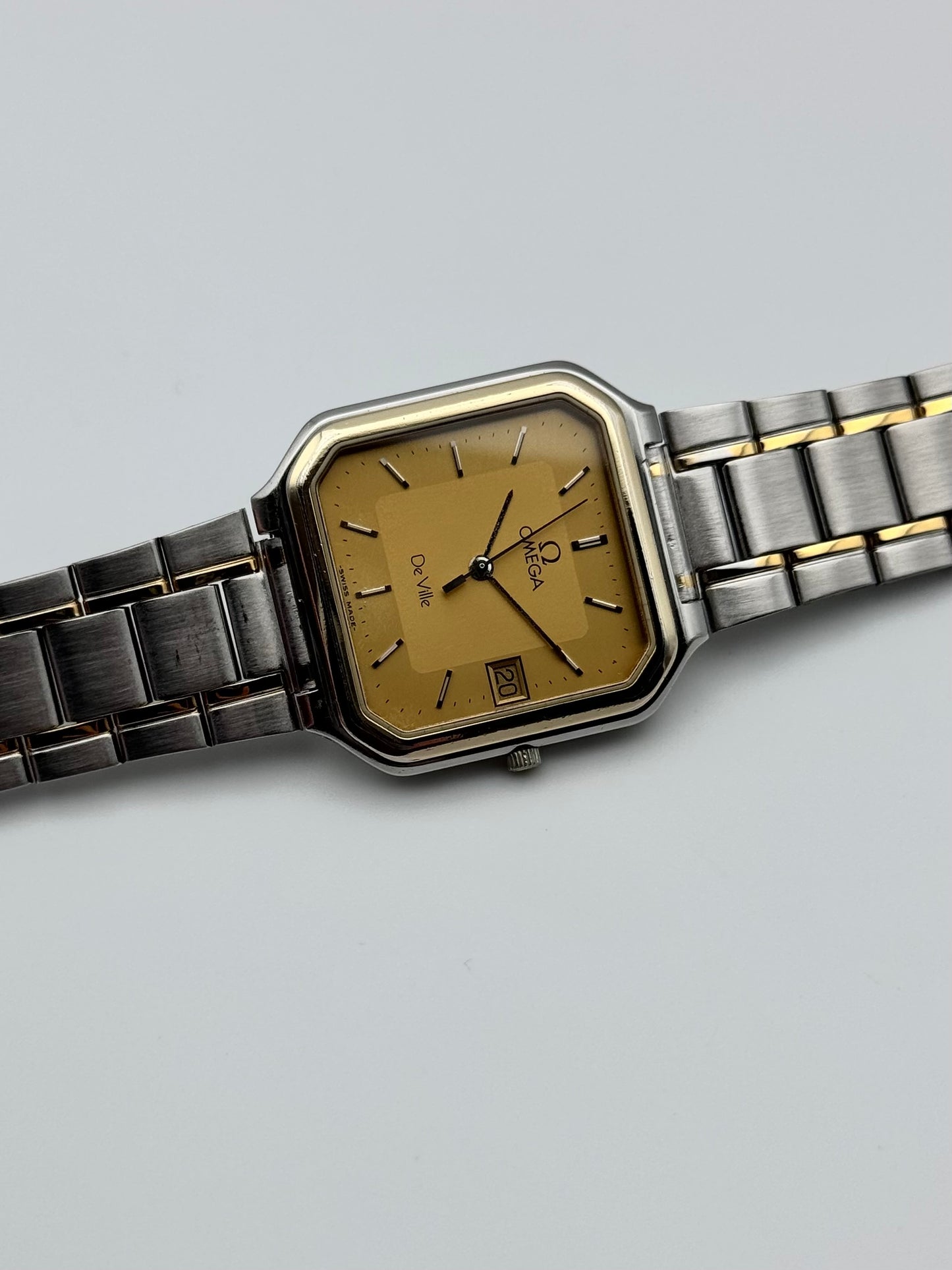 Omega De Ville Quartz Date 196.0254