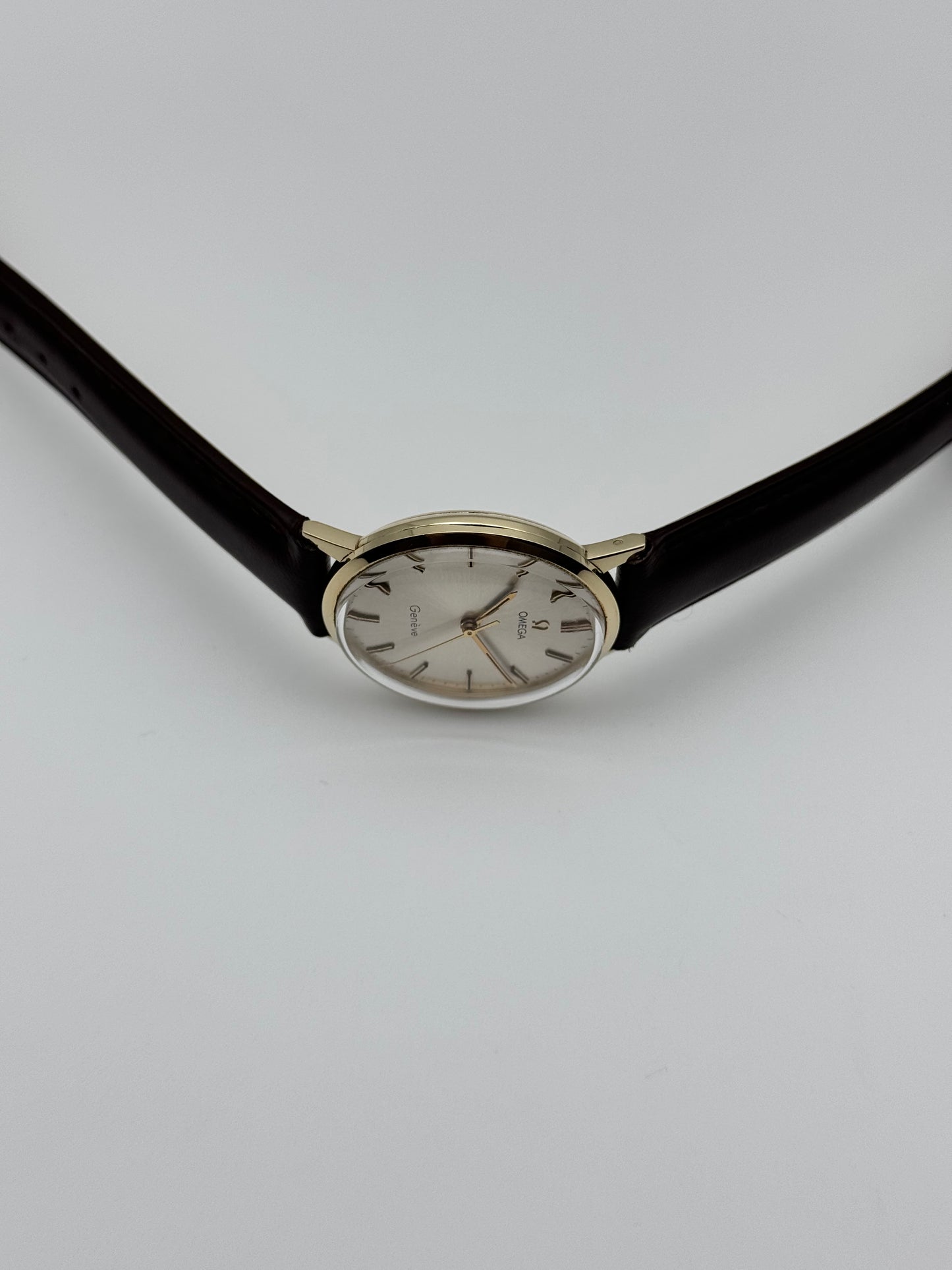 Omega Automatic 14ct Solid Gold - 131.041 - Box and Papers