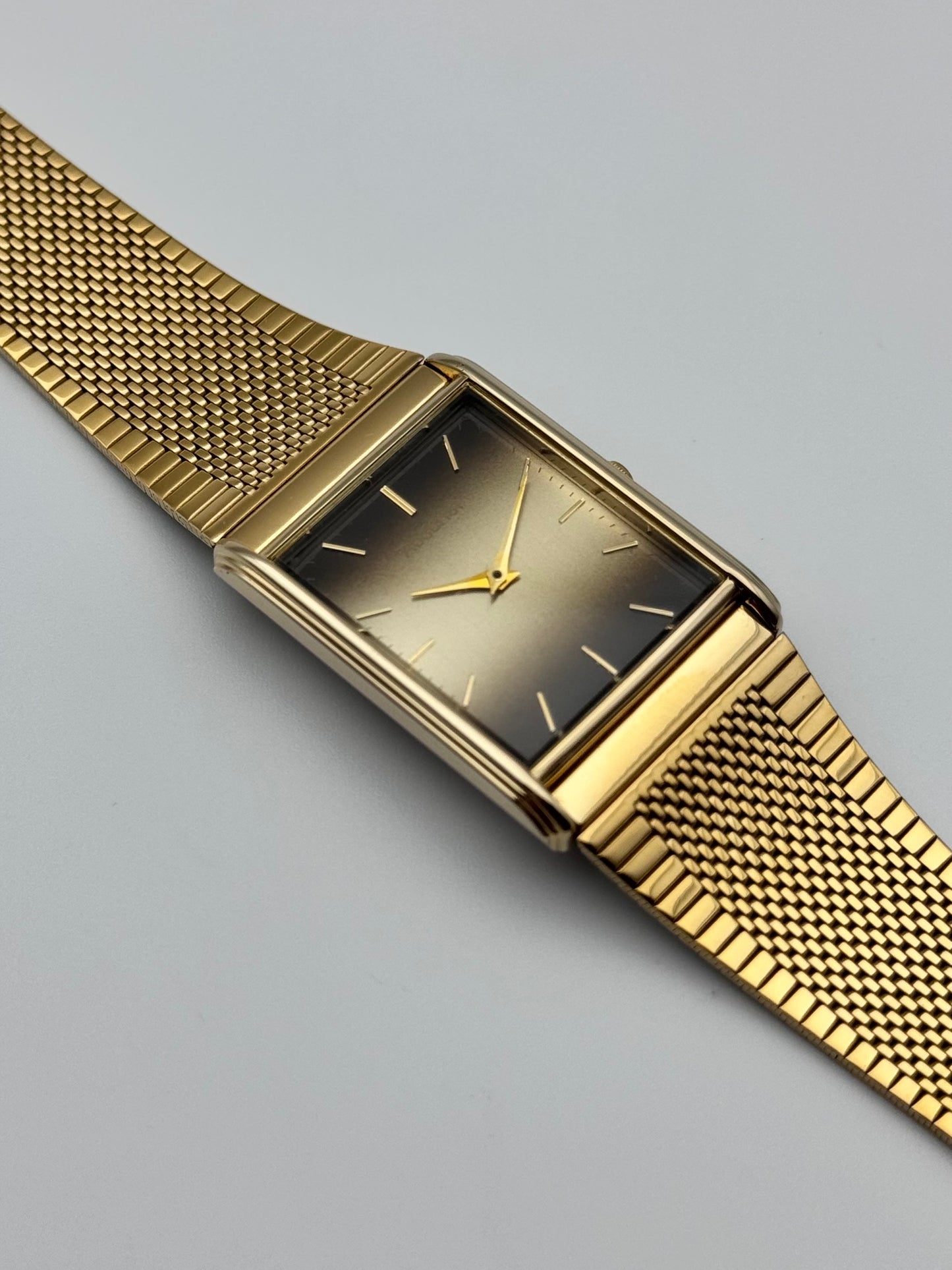 Accurist Tank Date Quartz Rare Dial - Original Box