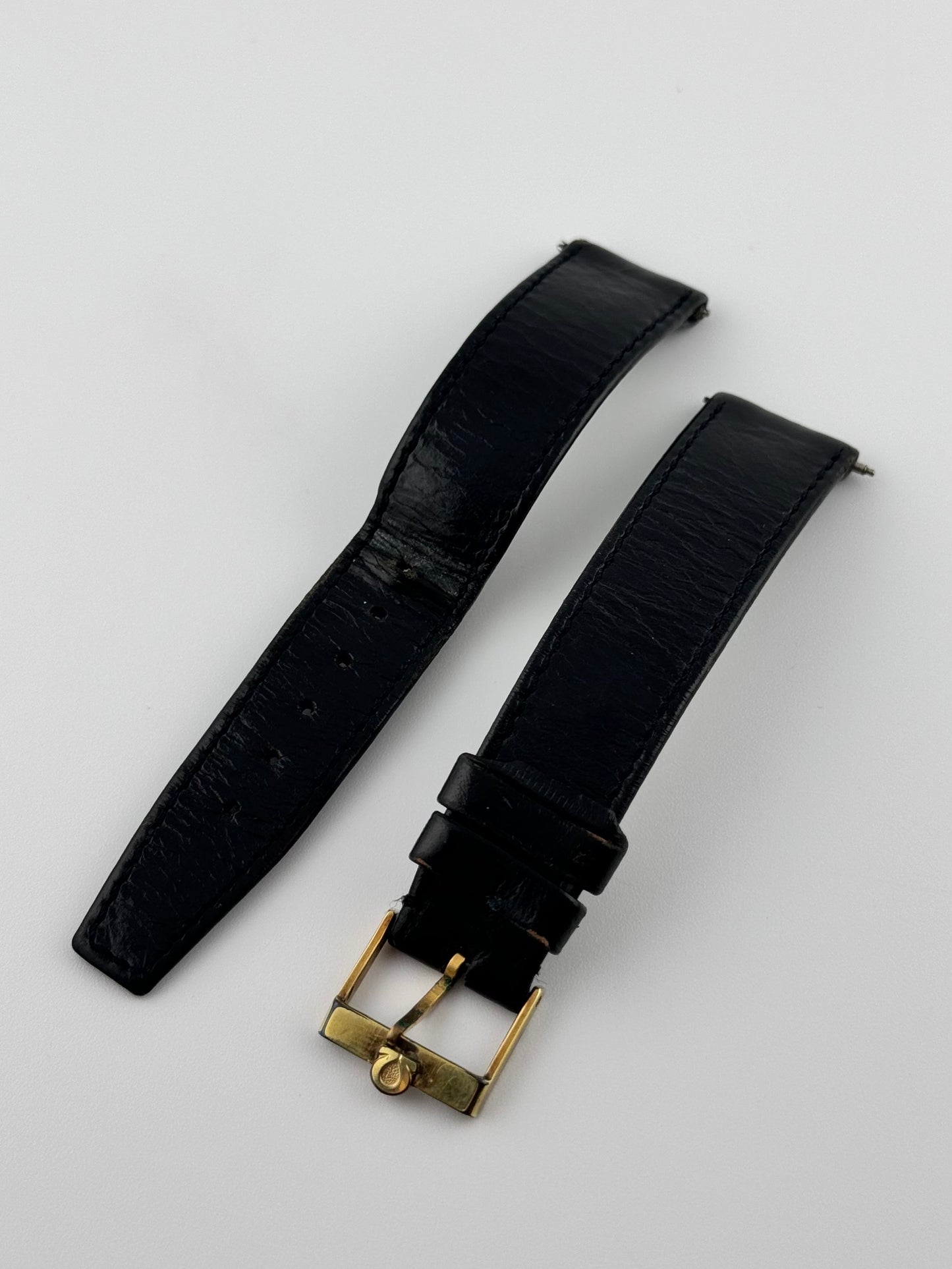Omega Geneve Date Manual Wind - 136.041