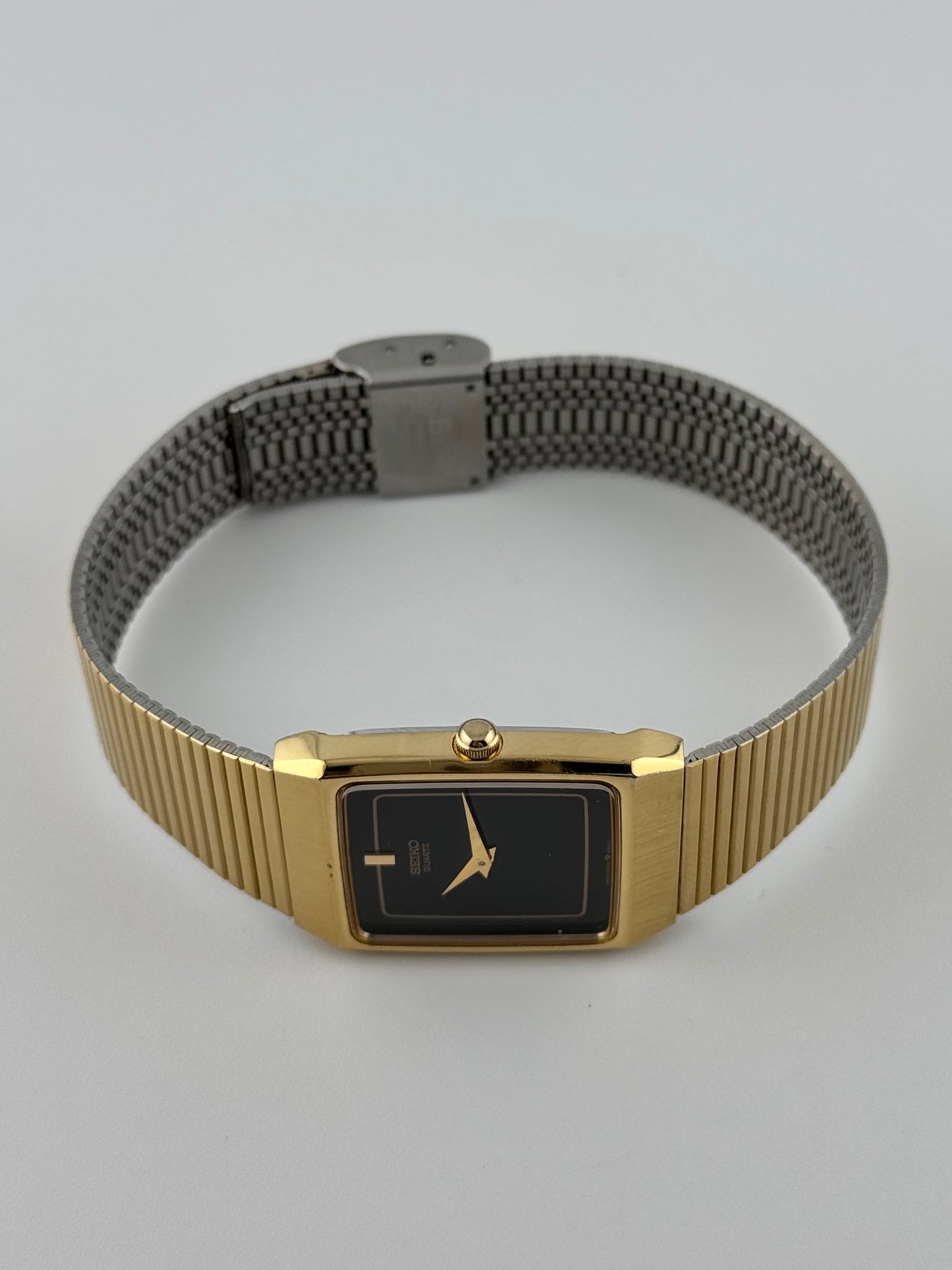 Seiko Tank Quartz - 6530-5760