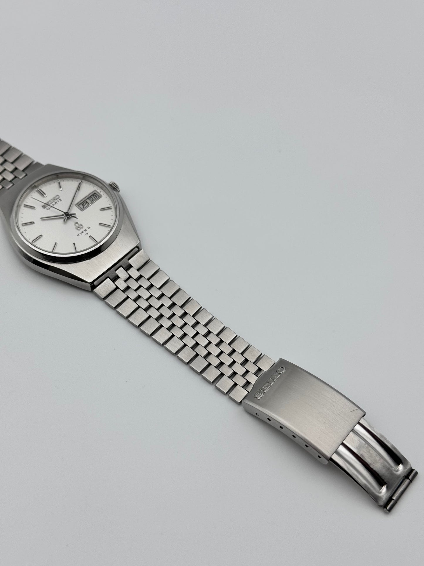 Seiko Type II Quartz Day-Date 4336-7010 JDM