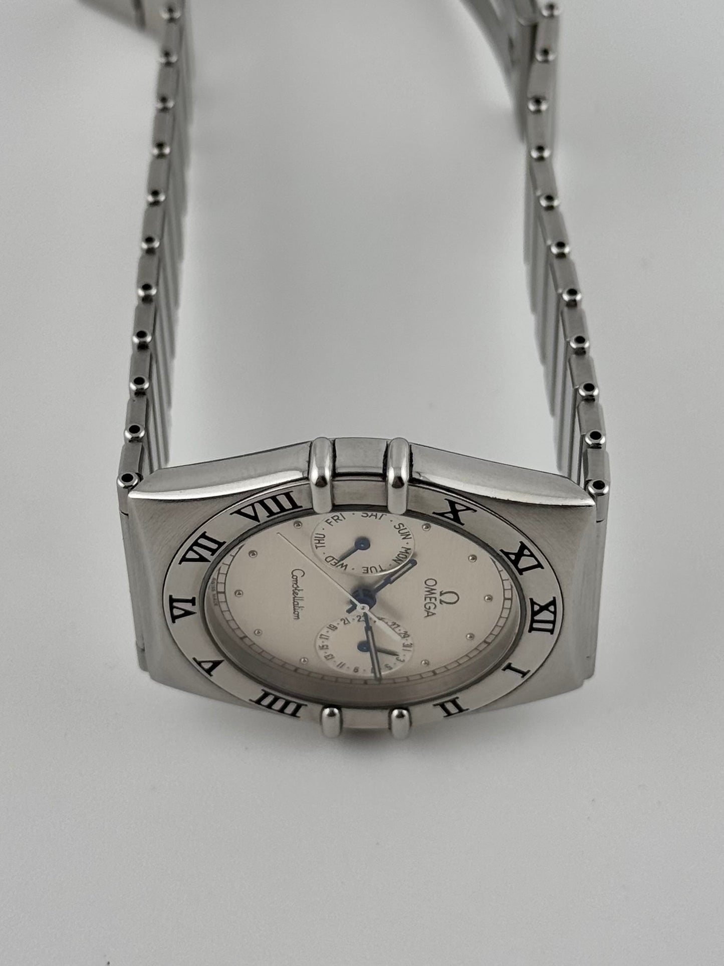Omega Constellation Quartz Day Date 396.1070