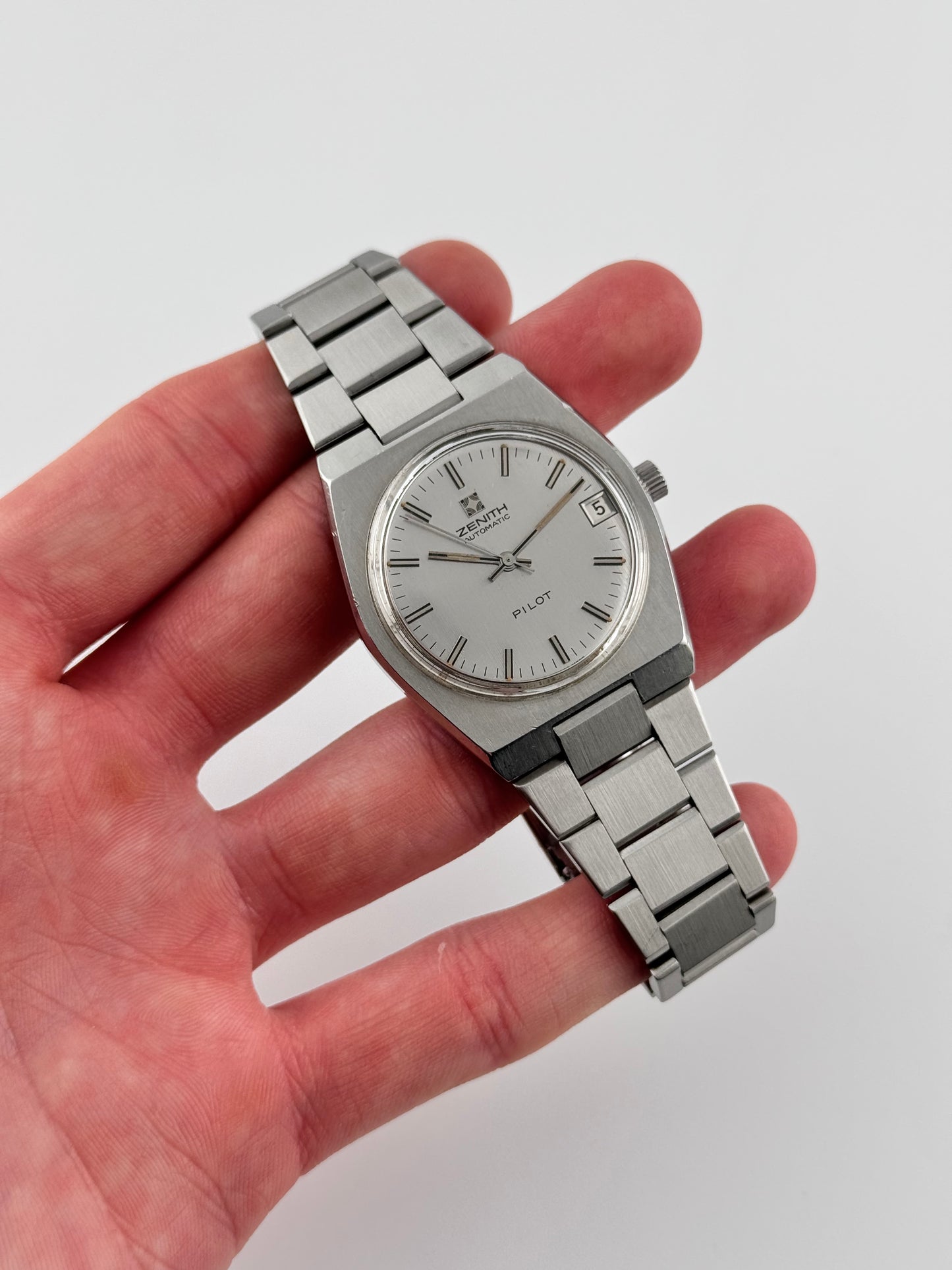 Zenith Pilot Automatic Date - 01-0010-382