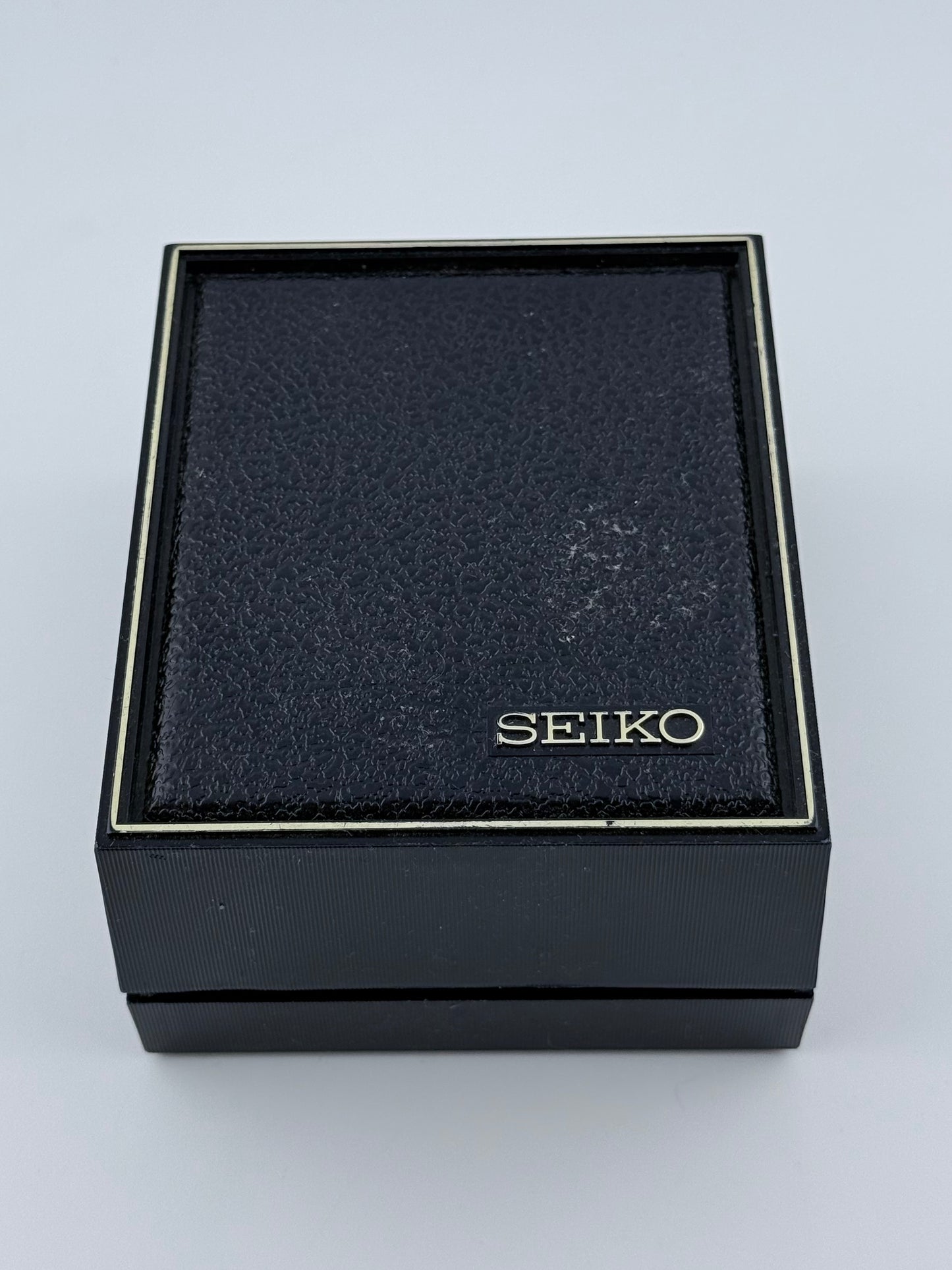 Seiko Tank Quartz 5Y32-5A20 with Box