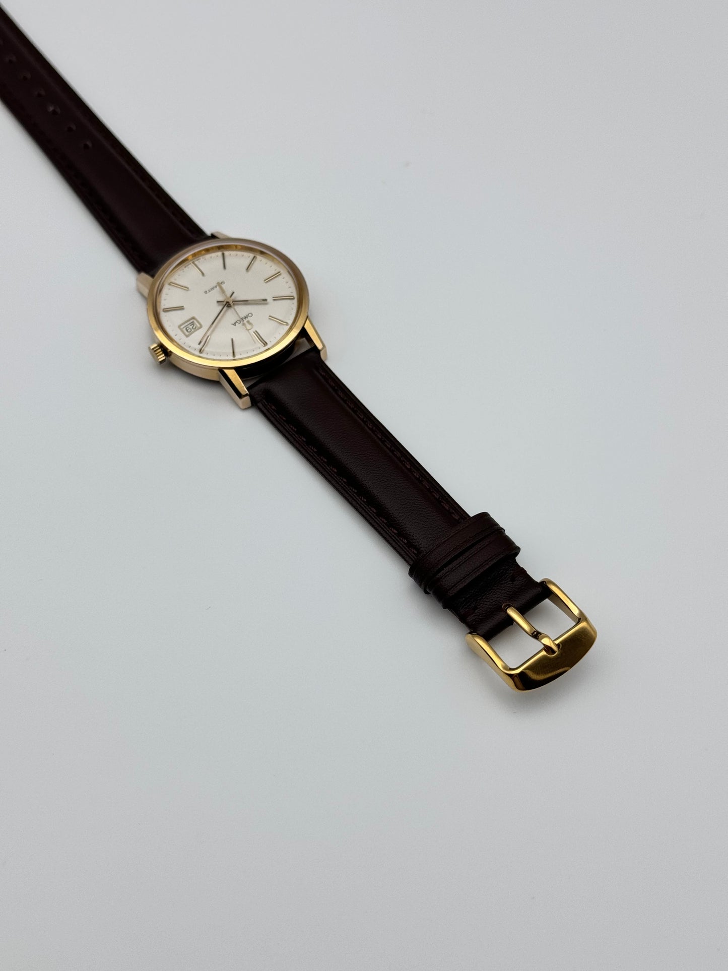 Omega Quartz Date 196.0160