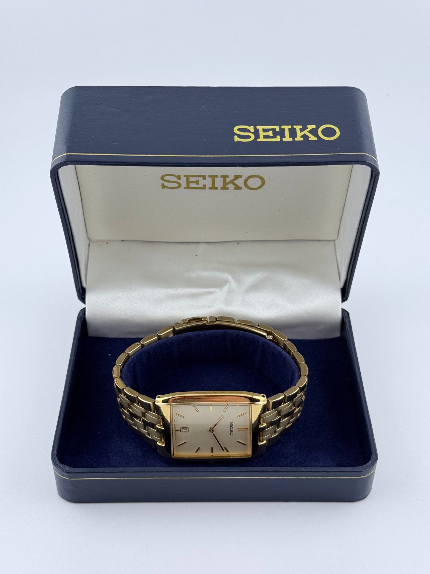 Seiko Tank Quartz 7N39-5010