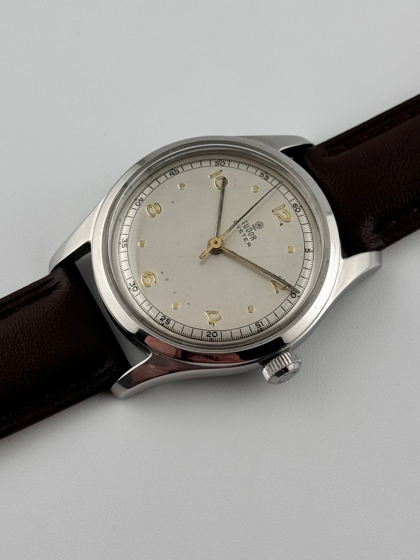Tudor Oyster Manual Wind