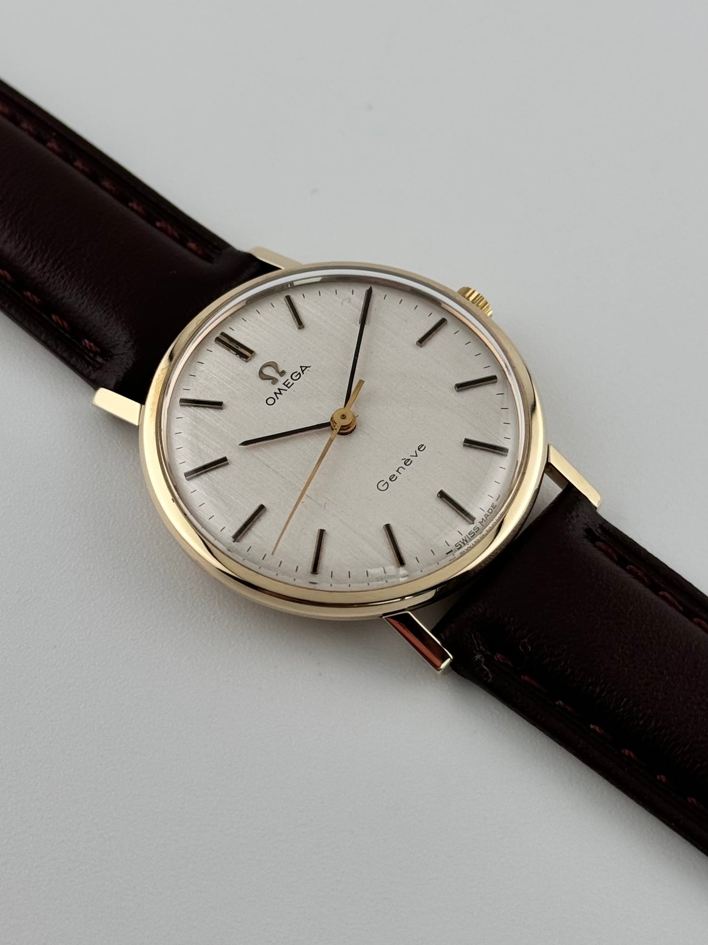 Omega Geneve Manual Wind 9ct Gold 131.25016