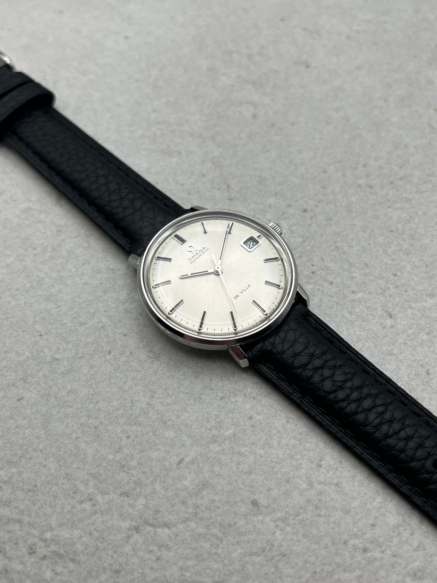 Omega De Ville Automatic Date 166.033