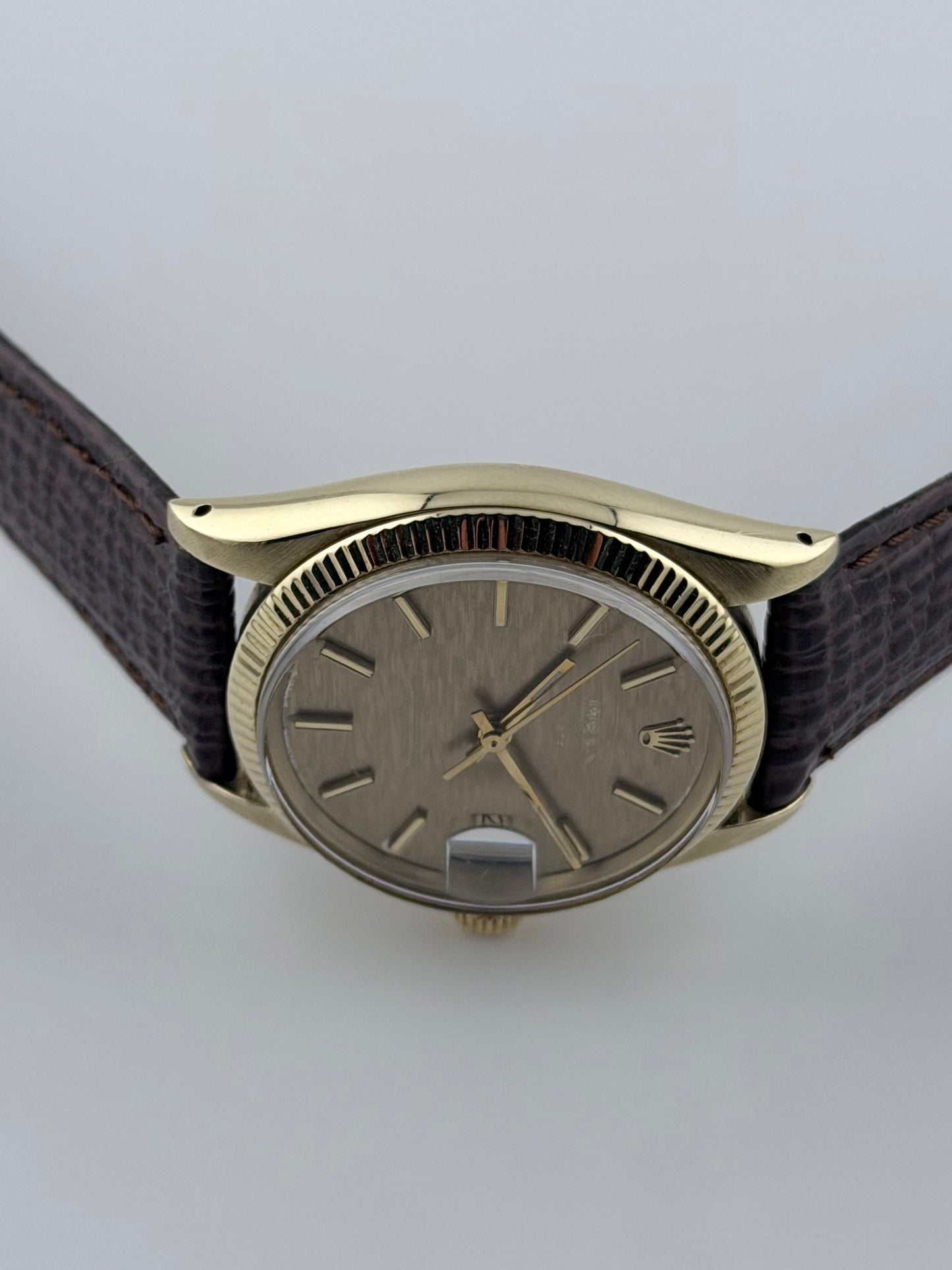 Rolex Oyster Perpetual Date Automatic - 1503 - Ultra Rare Havana Shantung Dial - Solid 14k Gold