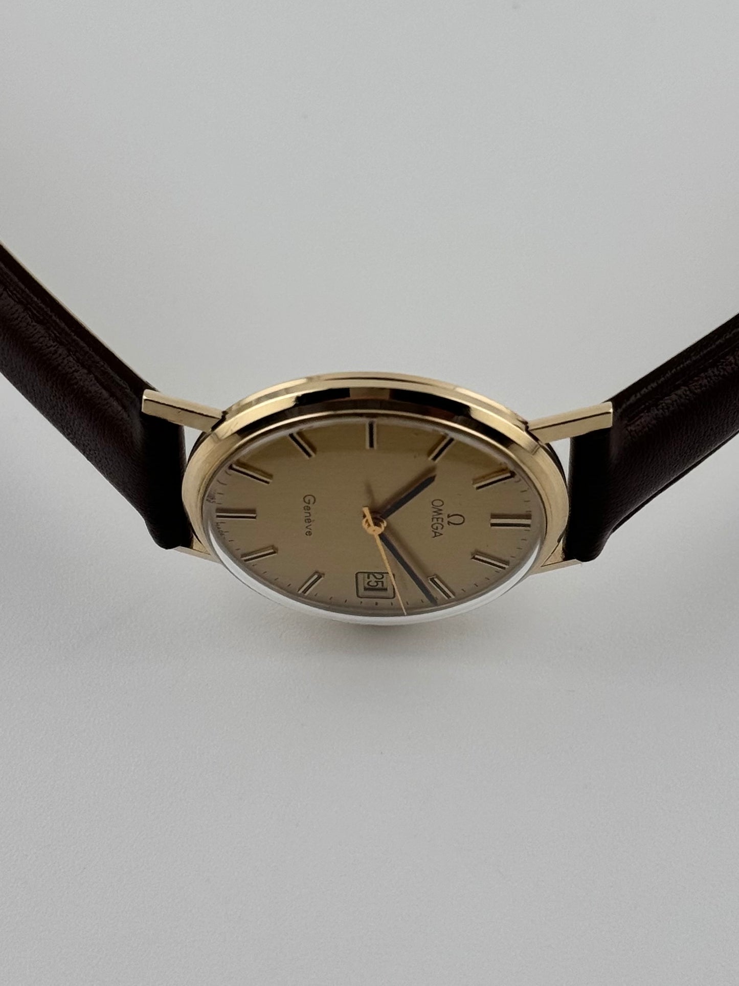 Omega Geneve Manual Wind 9ct Gold - 131.5016