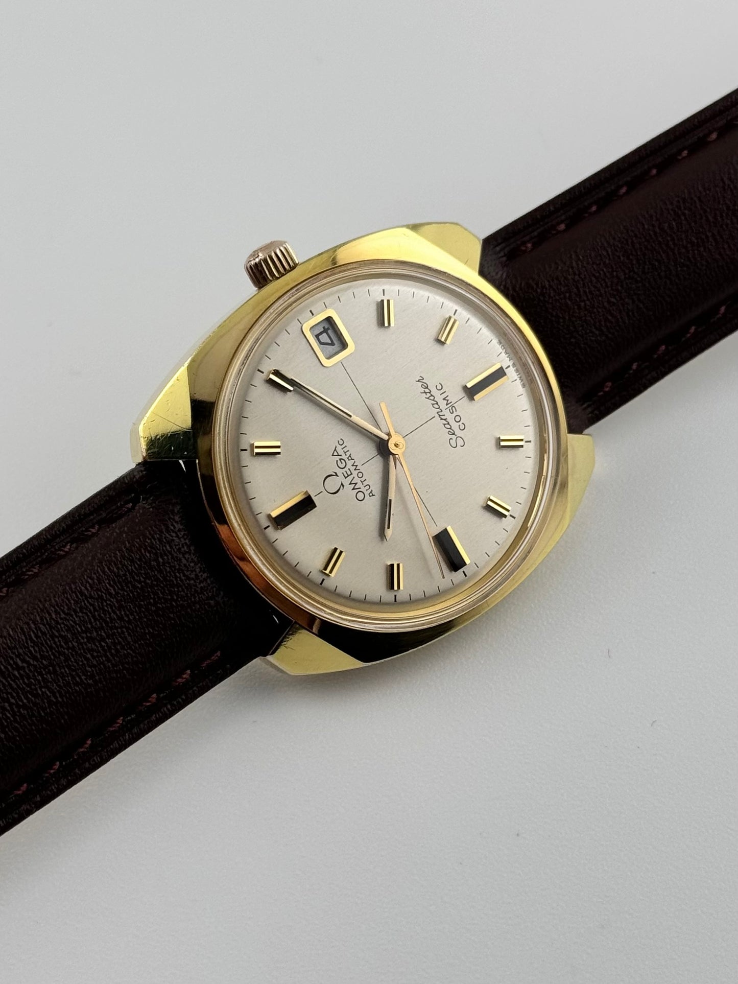 Omega Seamaster Cosmic Rare Crosshair Dial 166.022 Box and Papers