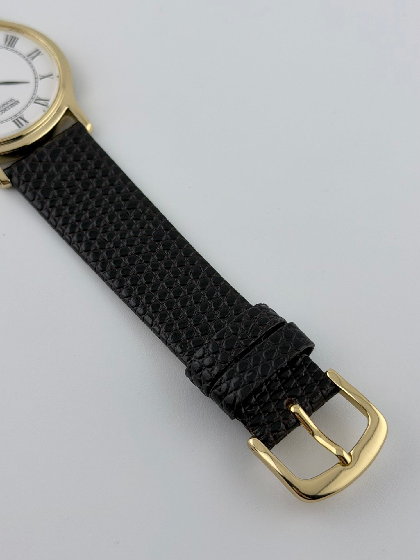 Seiko Quartz V700-8A10