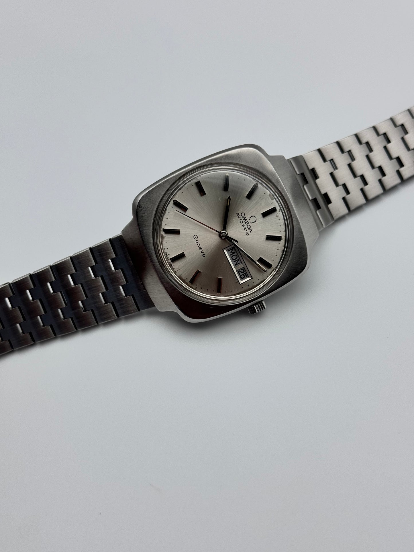 Omega Geneve Automatic Day Date 166.0170
