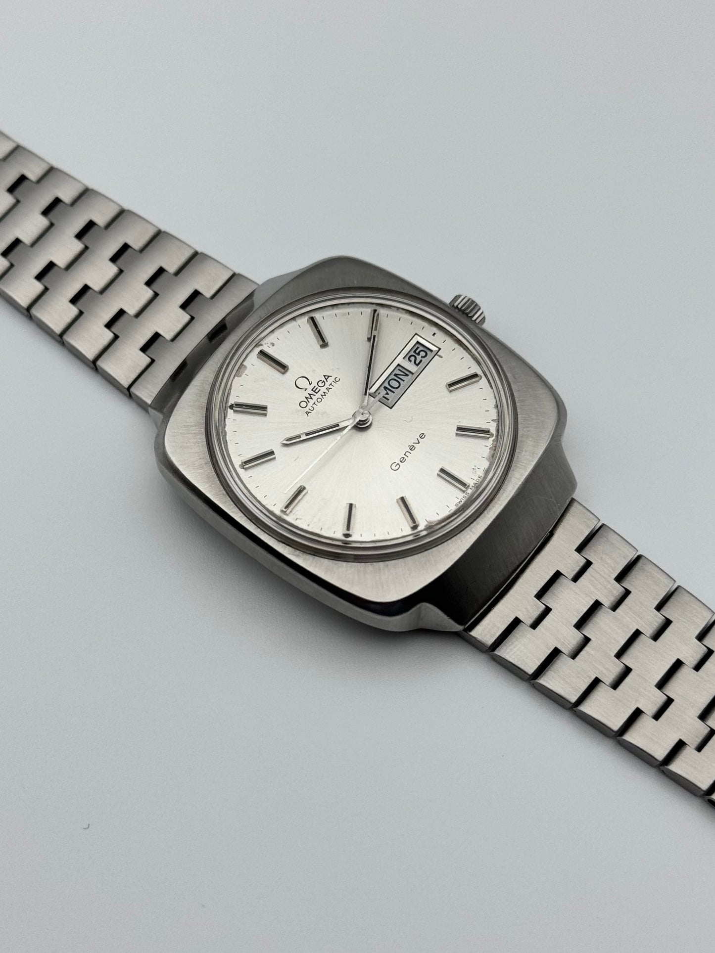 Omega Geneve Automatic Day Date 166.0170