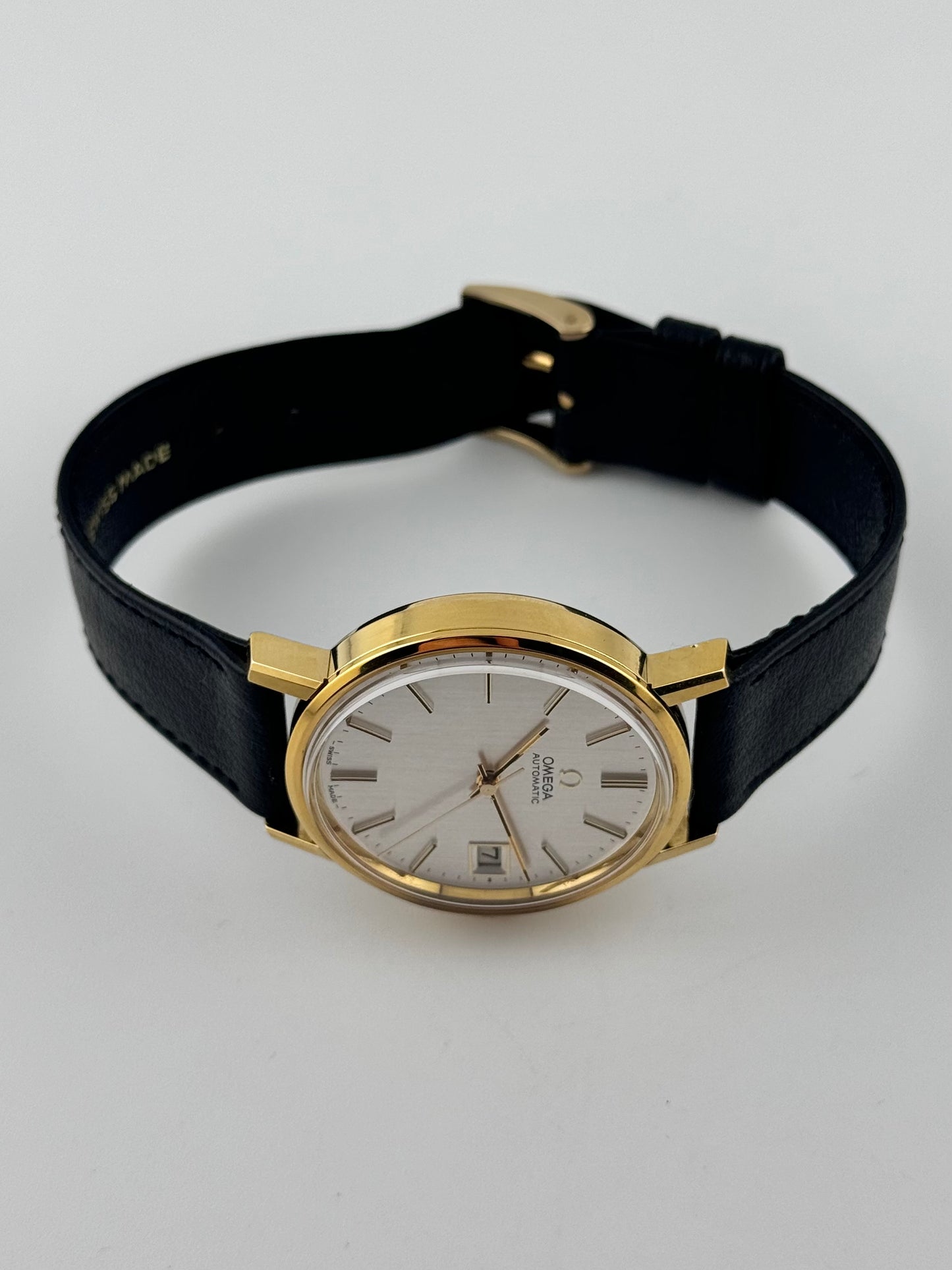 Omega Automatic Date 166.0202 - Box and papers - New Old Stock