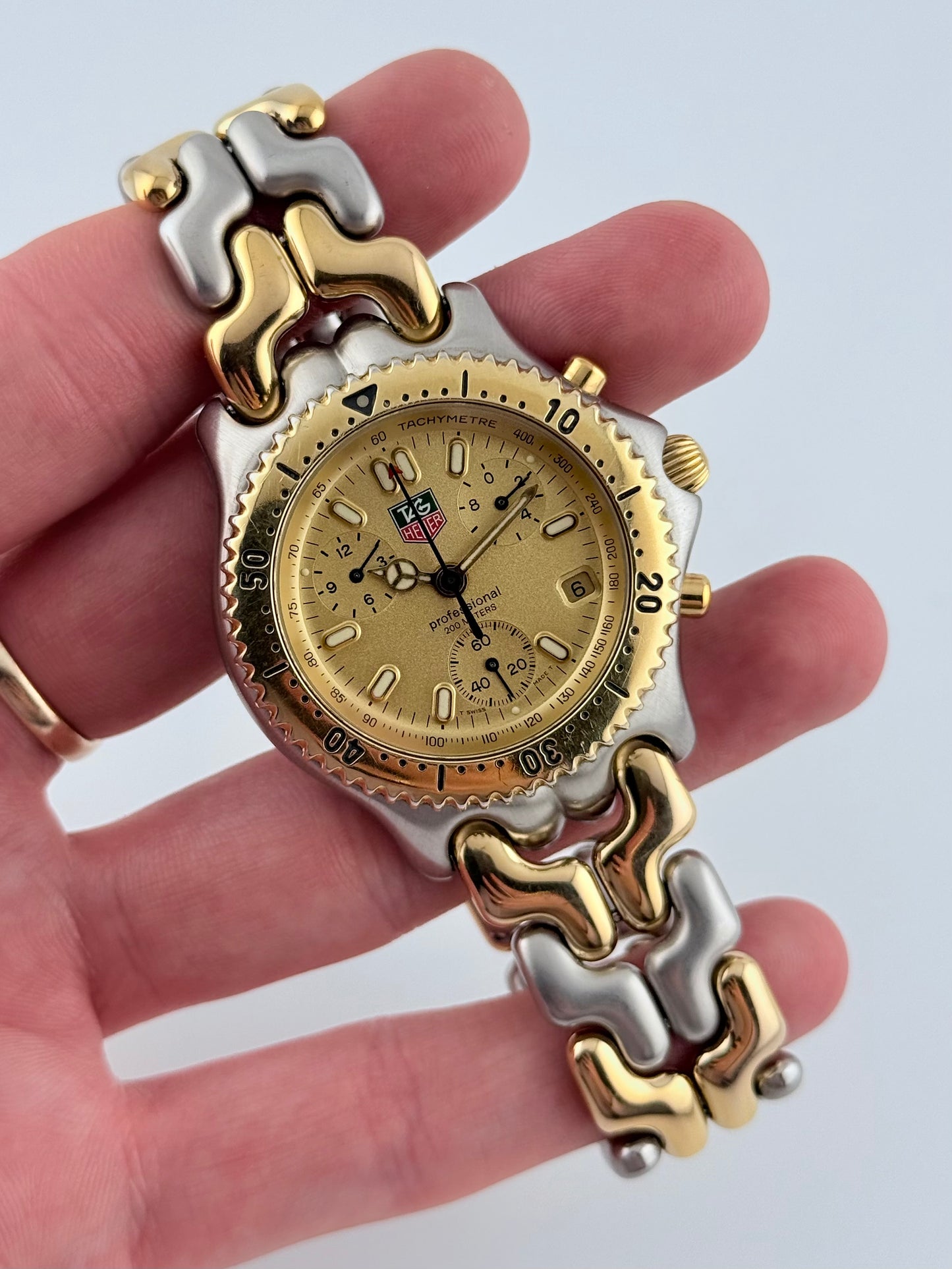Tag Heuer Professional 200m Chronograph - CG1121-0