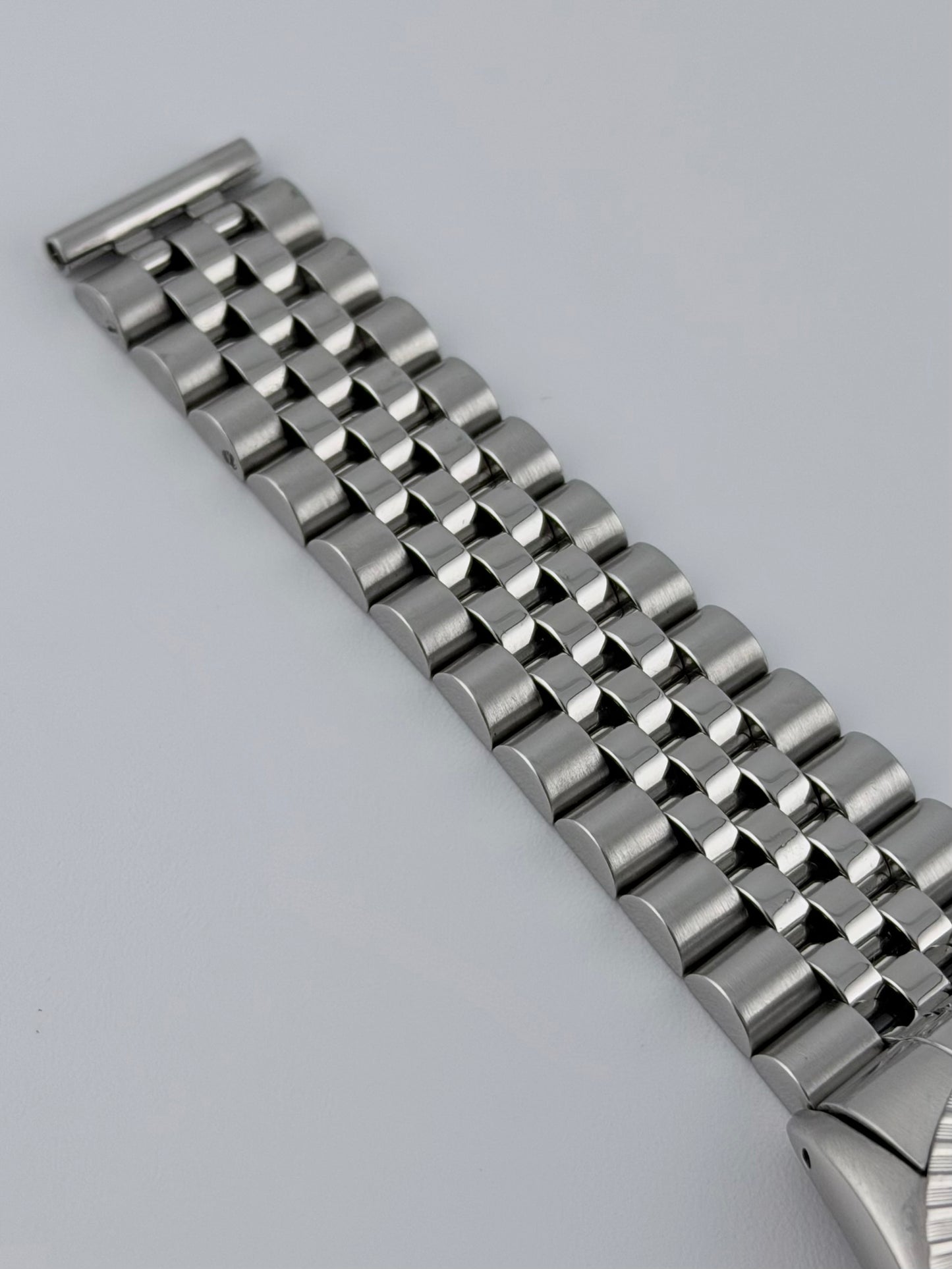 Rolex Datejust Oyster Perpetual - 16030 - Roman Numeral Dial - Original Box and Booklet