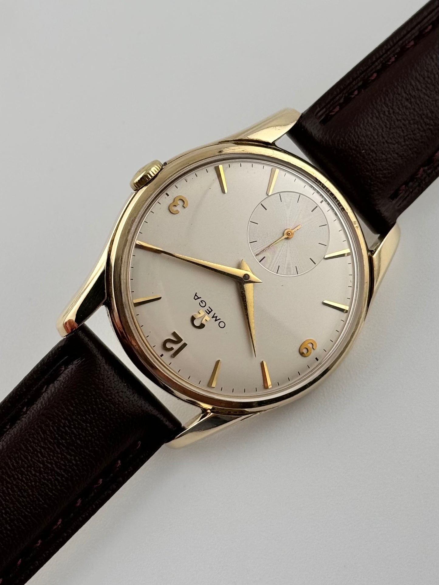 Omega Manual Wind Sub Seconds 9ct Solid Gold - 153.103