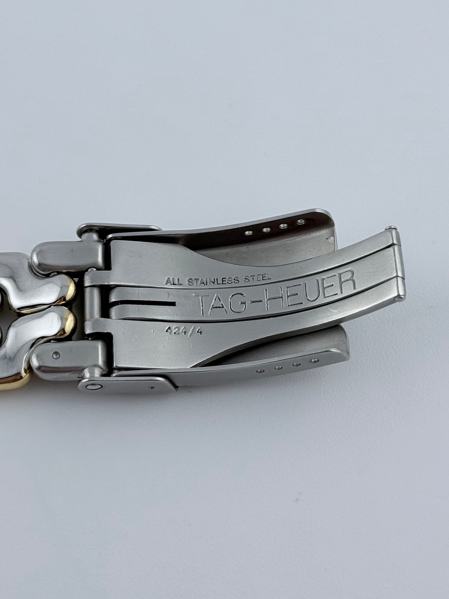 Tag Heuer Professional 200m Chronograph - CG1121-0