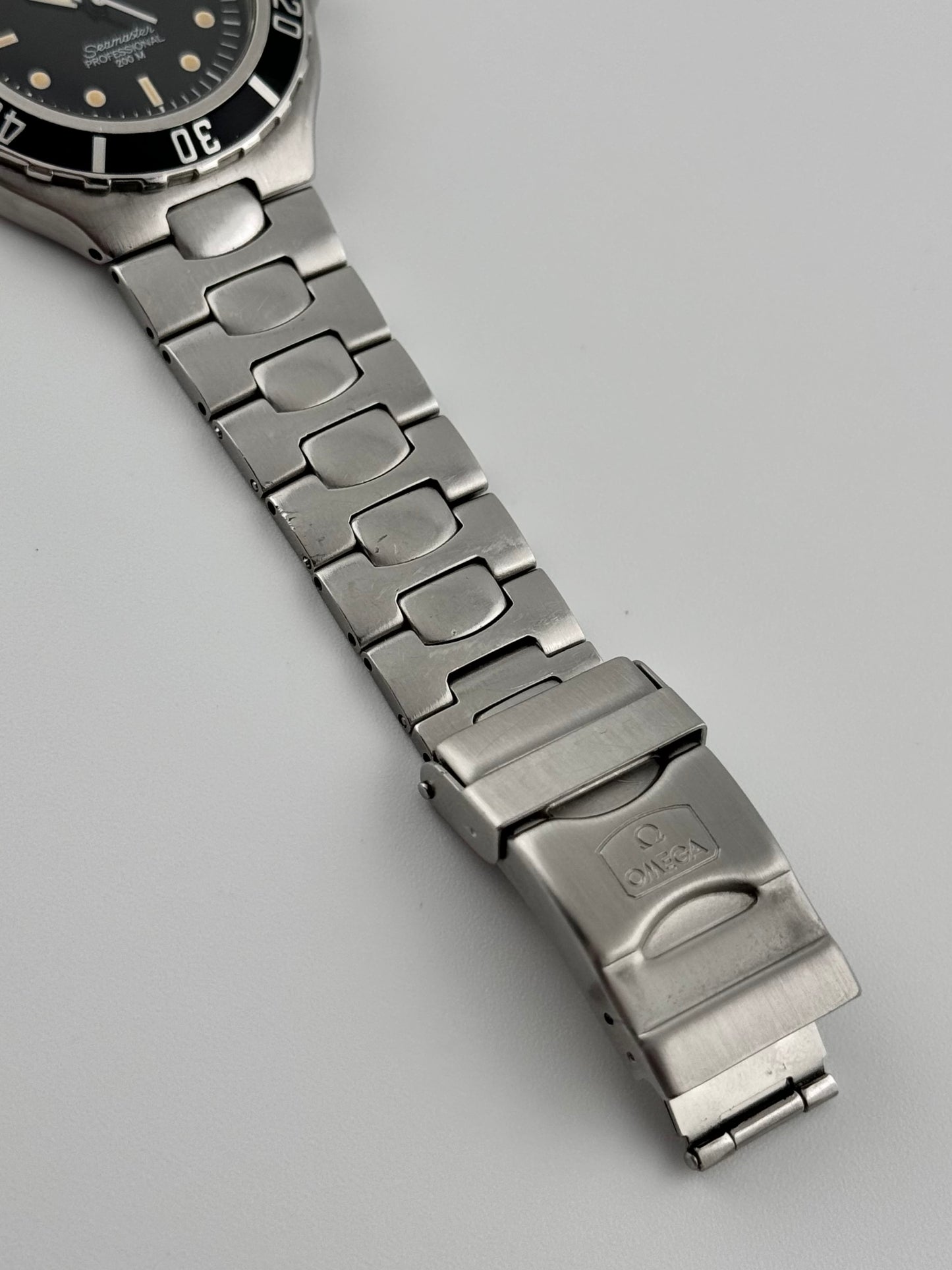 Omega Seamaster 200 Quartz Pre Bond - 396.1062