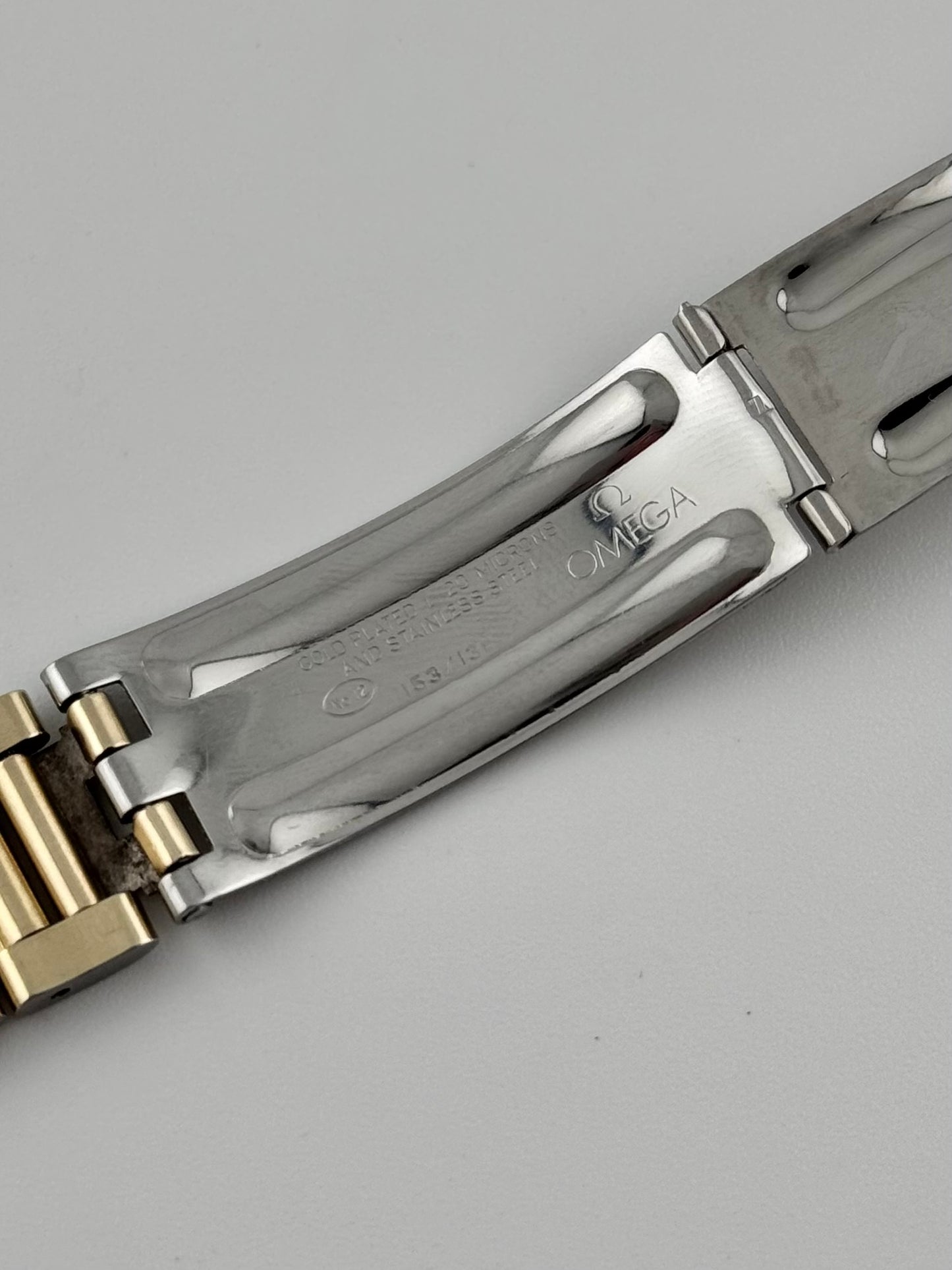 Omega Geneve Dynamic Automatic 166.039 - Box and Papers
