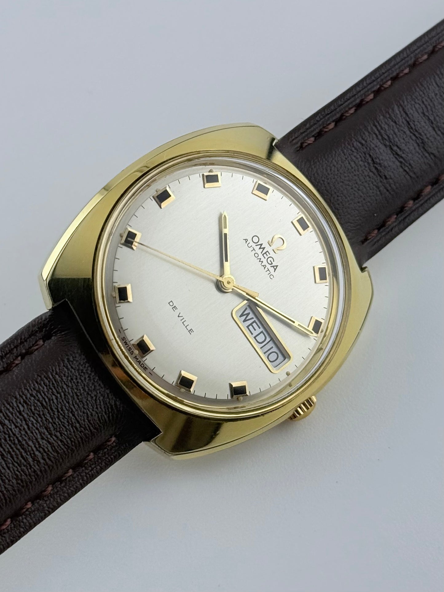 Omega DeVille Automatic Day Date 166.053 - Box and Papers