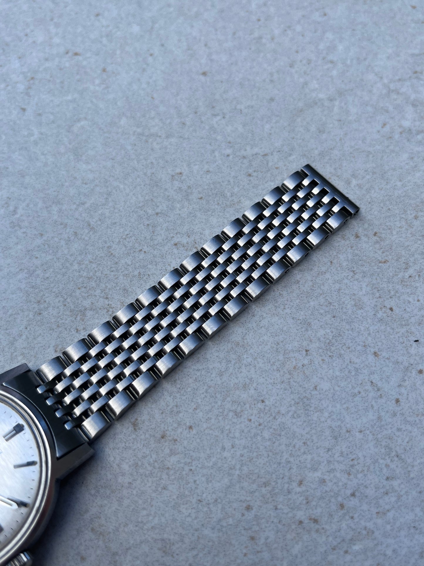 Omega Geneve Automatic Shantung Dial 166.070