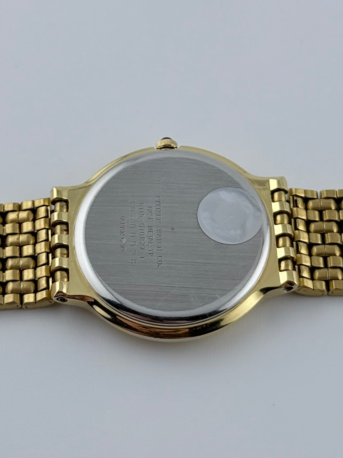 Citizen Quartz - Date 6115 - G10827 K