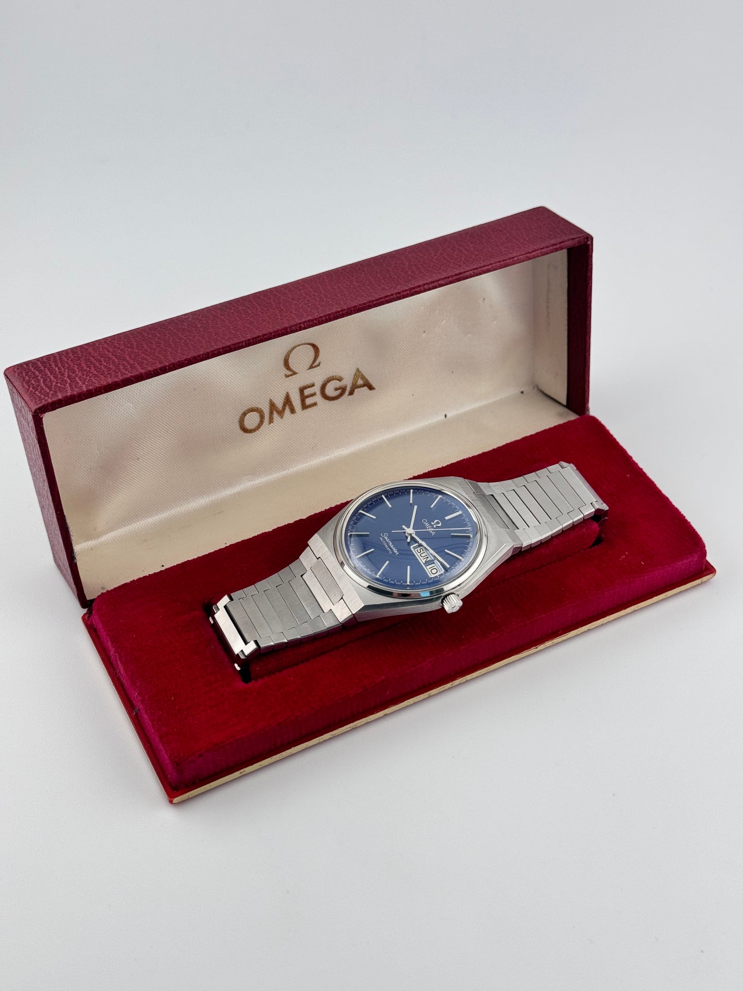 Omega Seamaster - Blue Dial - Box and Papers - 166.0215 - Rare