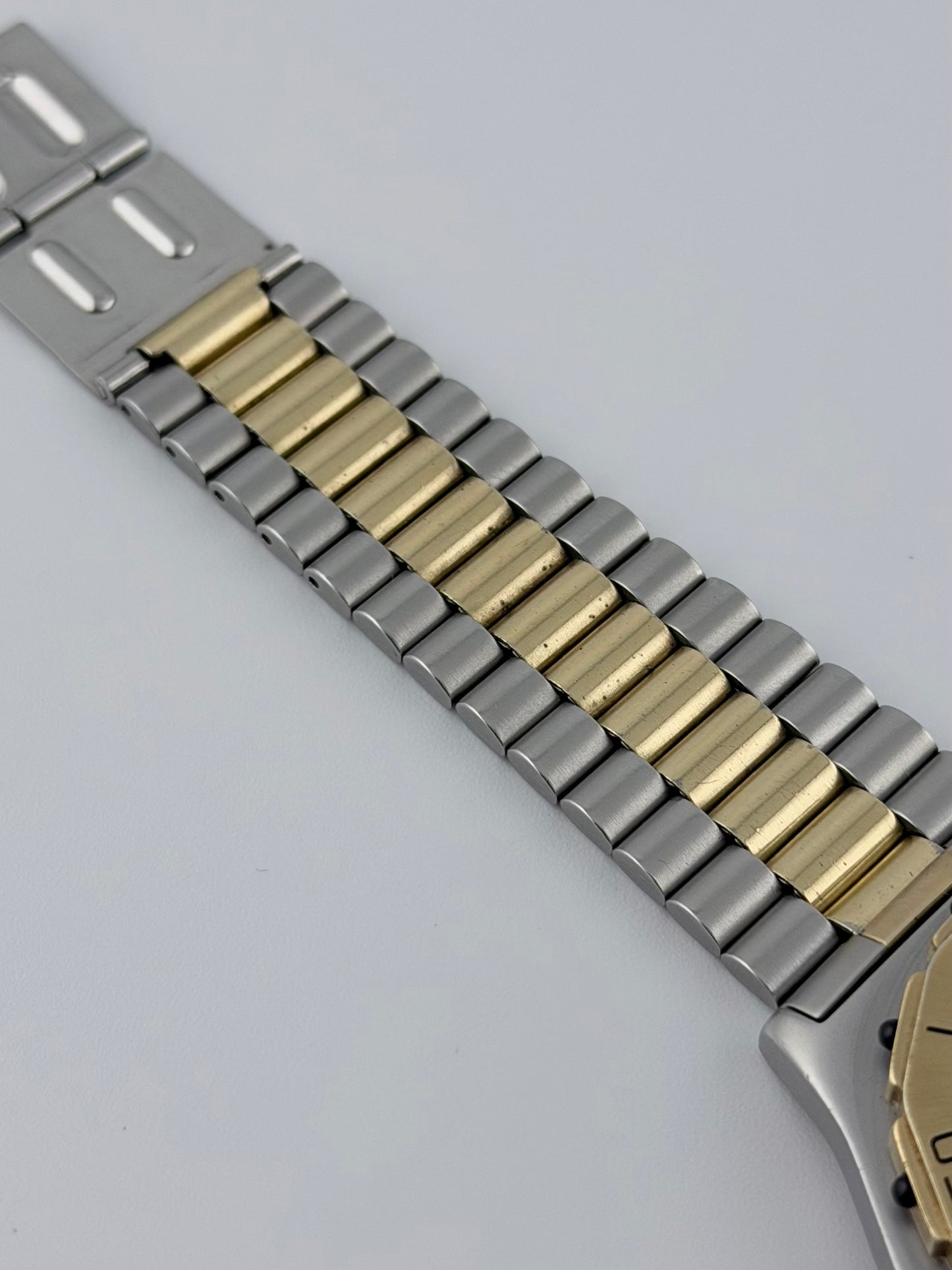 Tag Heuer Professional 200m Quartz Date - 934.206