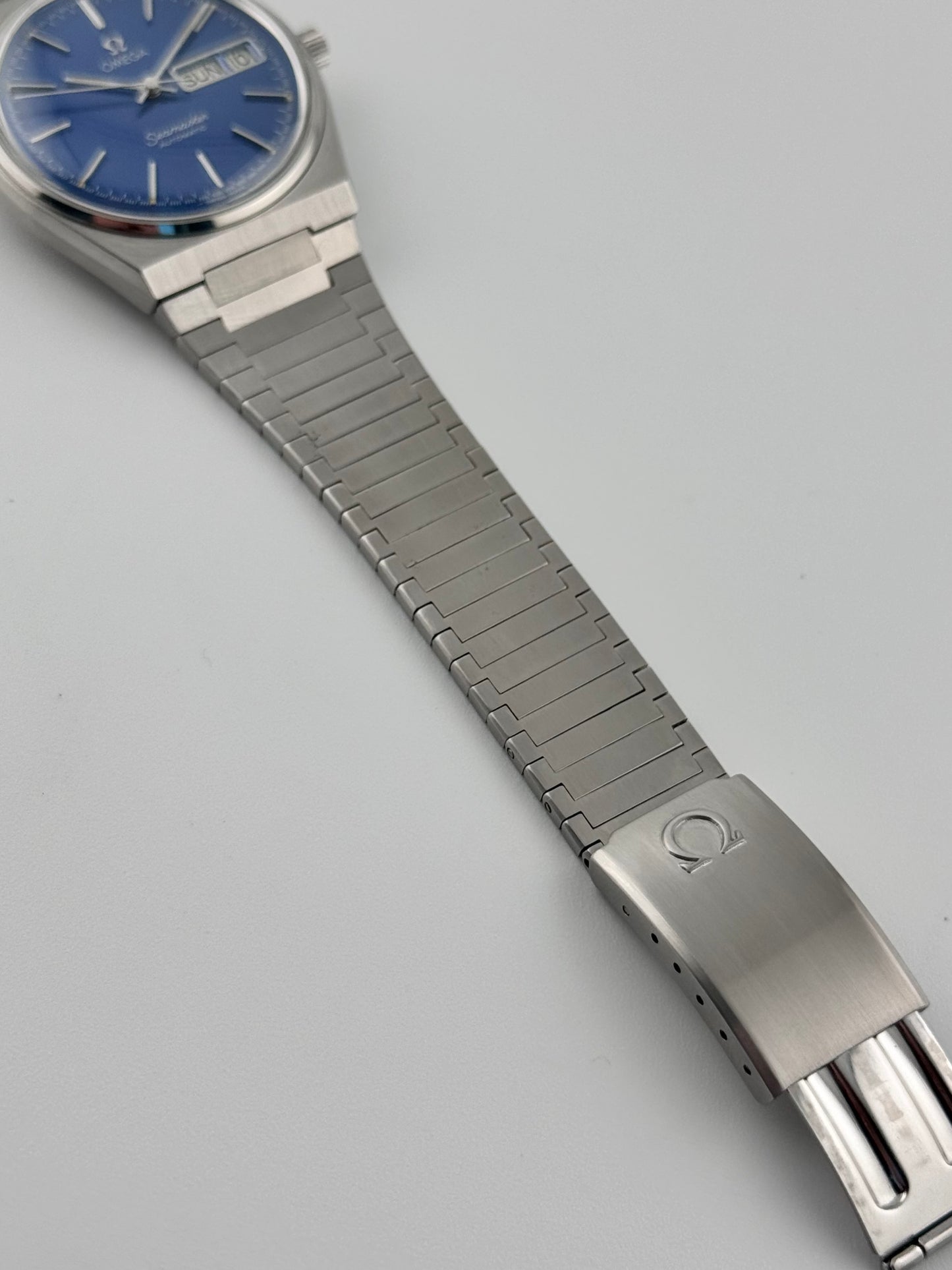 Omega Seamaster - Blue Dial - Box and Papers - 166.0215 - Rare