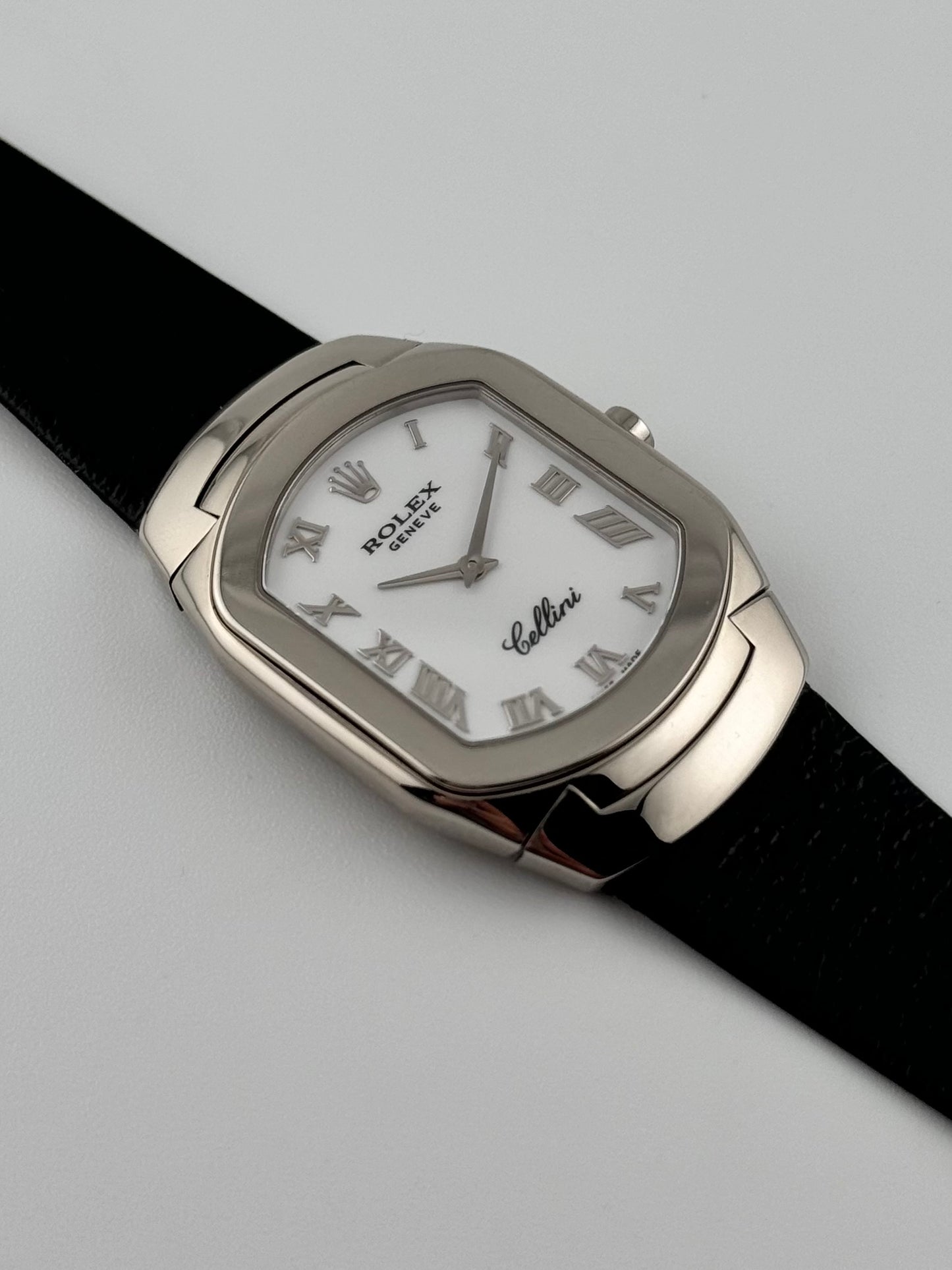 Rolex Cellini Quartz - 18ct White Gold - 6633