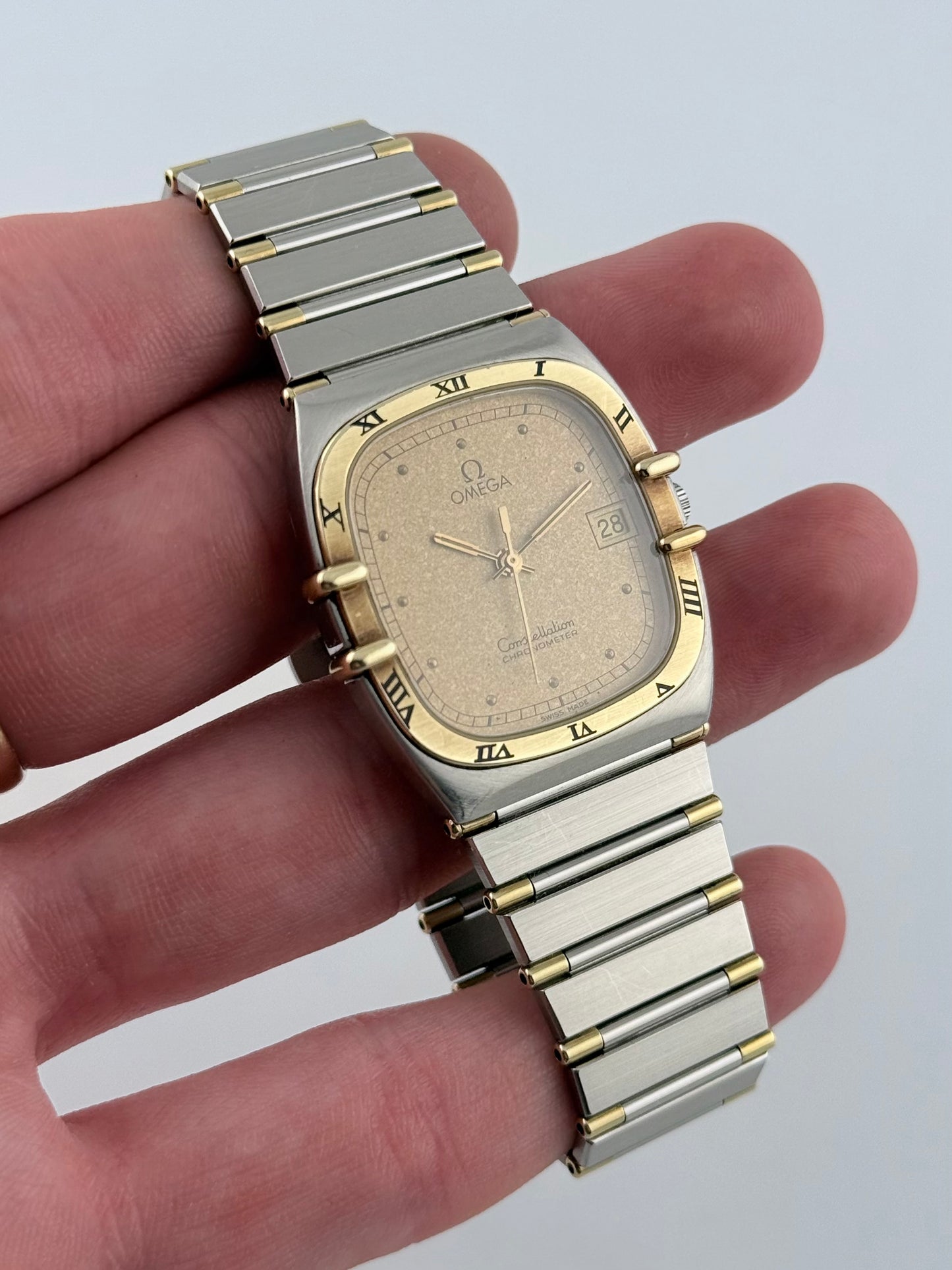 Omega Constellation Manhattan Chronometer Quartz Date 398.0867