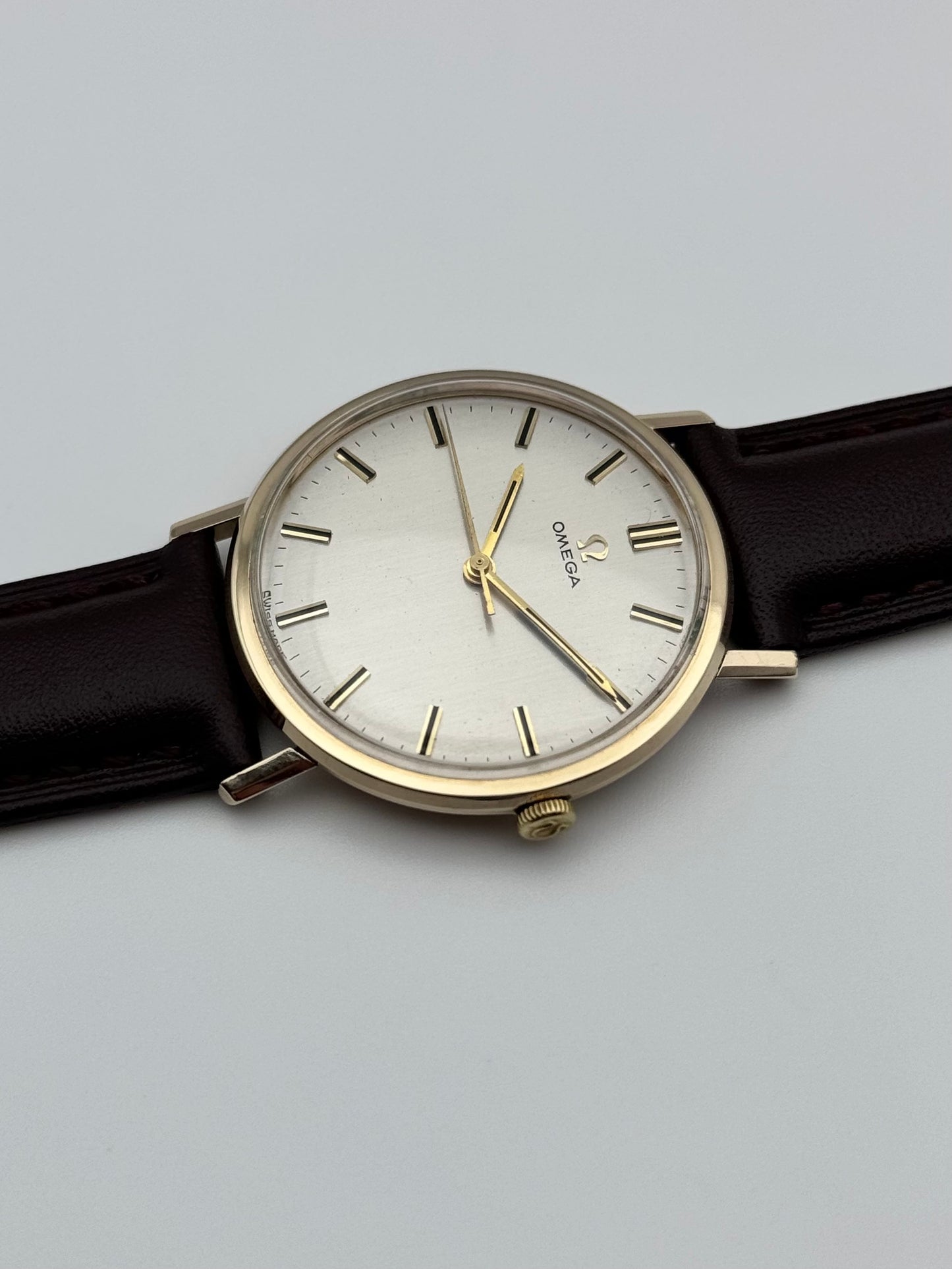 Omega Manual Wind 9ct Gold 131.026