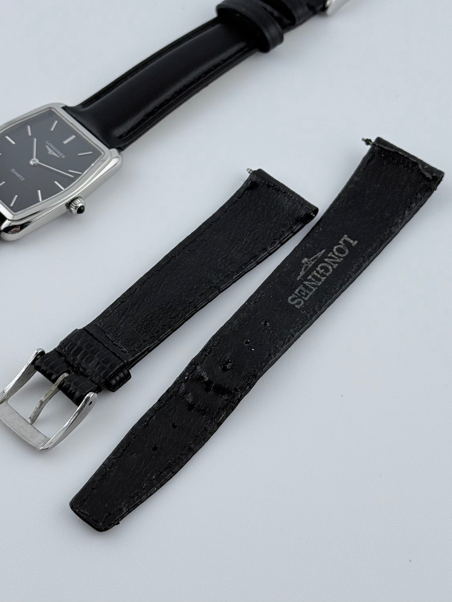 Longines Tank Quartz - L.717.2 - Black Dial