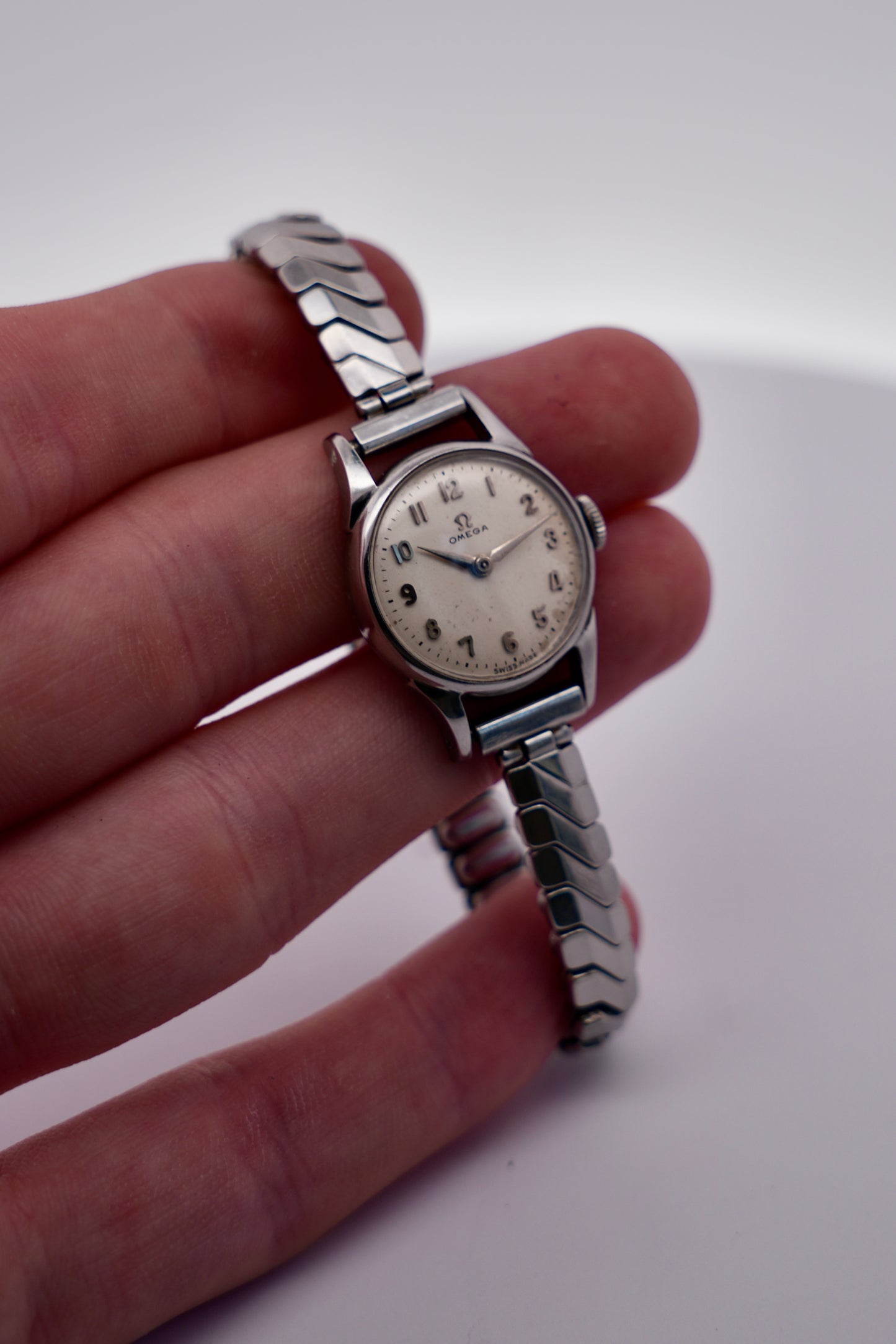 Omega Manual Wind 2510-36 - Ladies