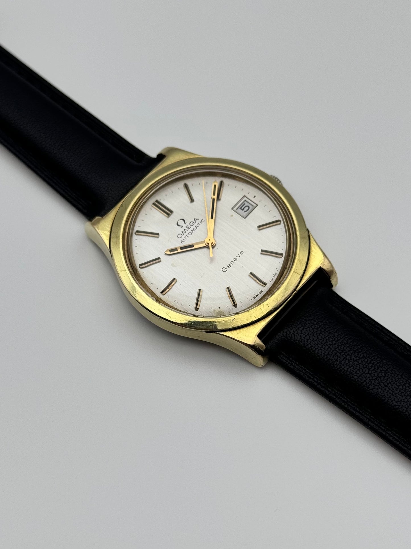 Omega Geneve Automatic Date 166.0168
