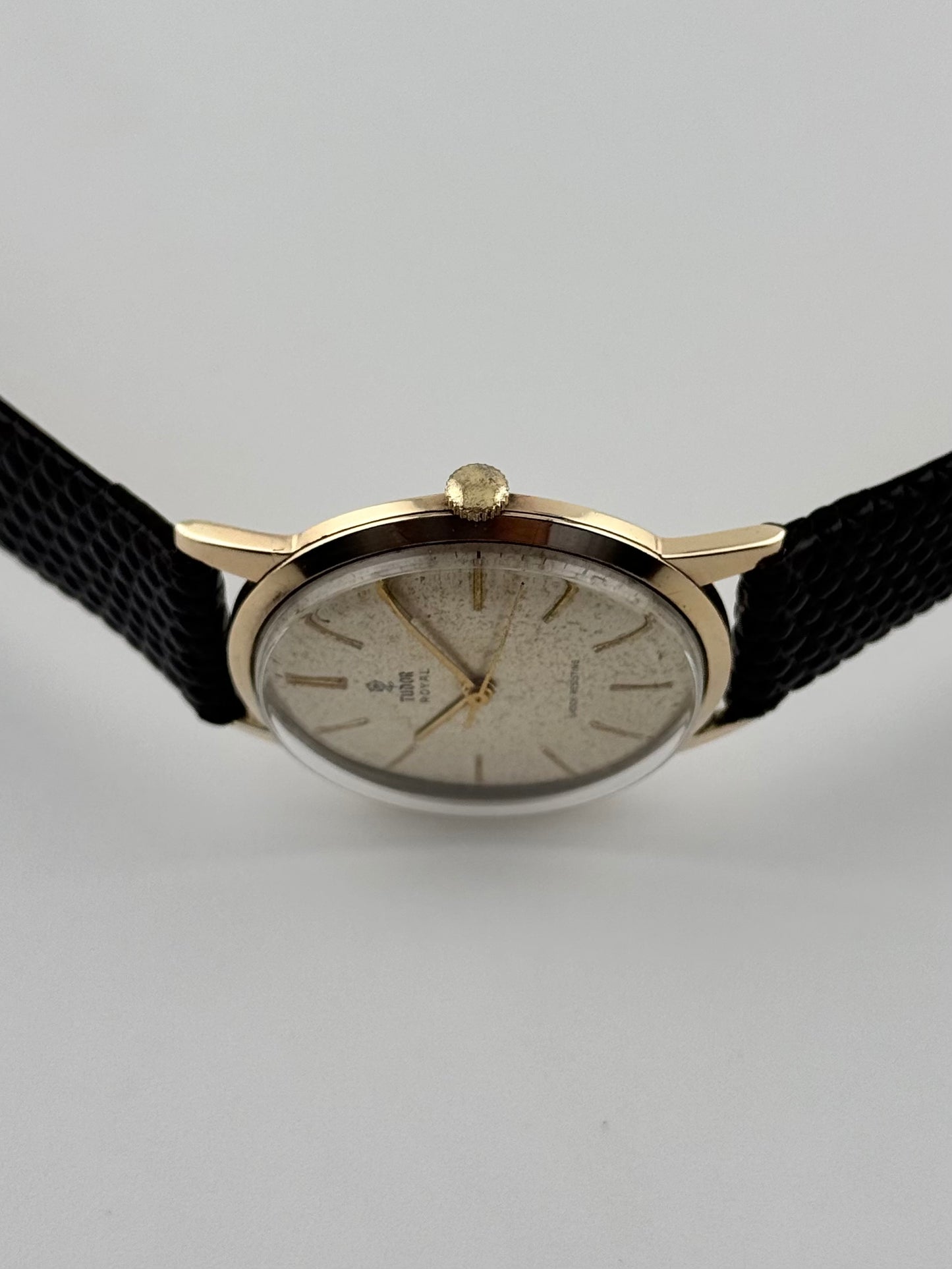 Tudor Royal 9ct Manual Wind - Jumbo