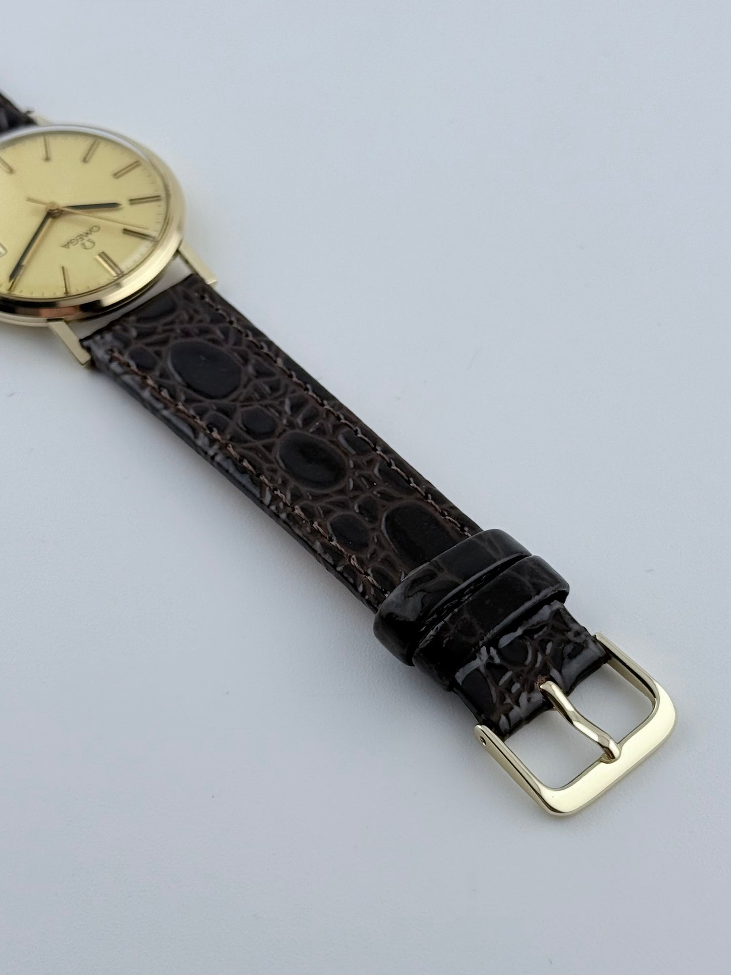 Omega Geneve Manual Wind 9ct Gold 132.5017