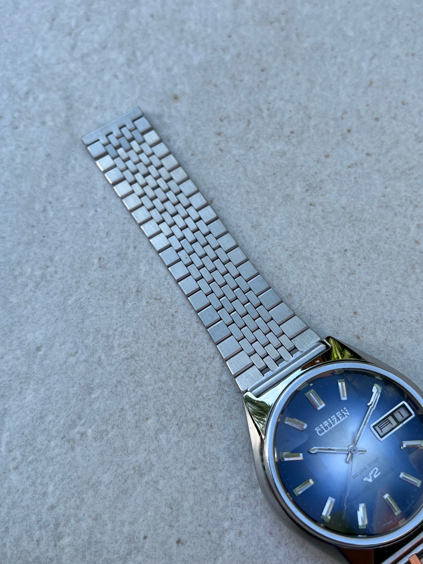 Citizen Seven Star V2 Faceted Crystal