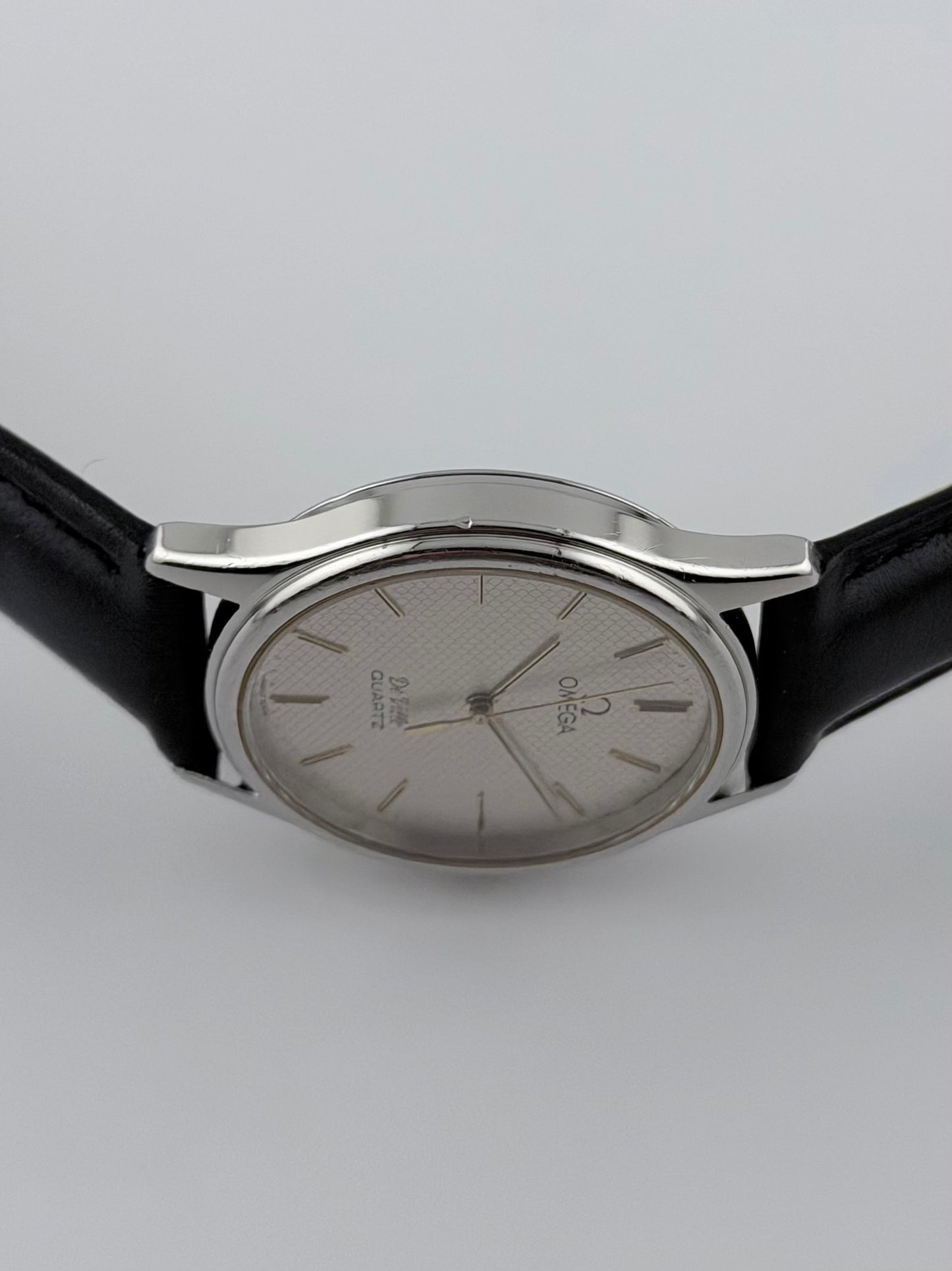Omega De Ville Quartz - 195.0011 - Honeycomb Dial