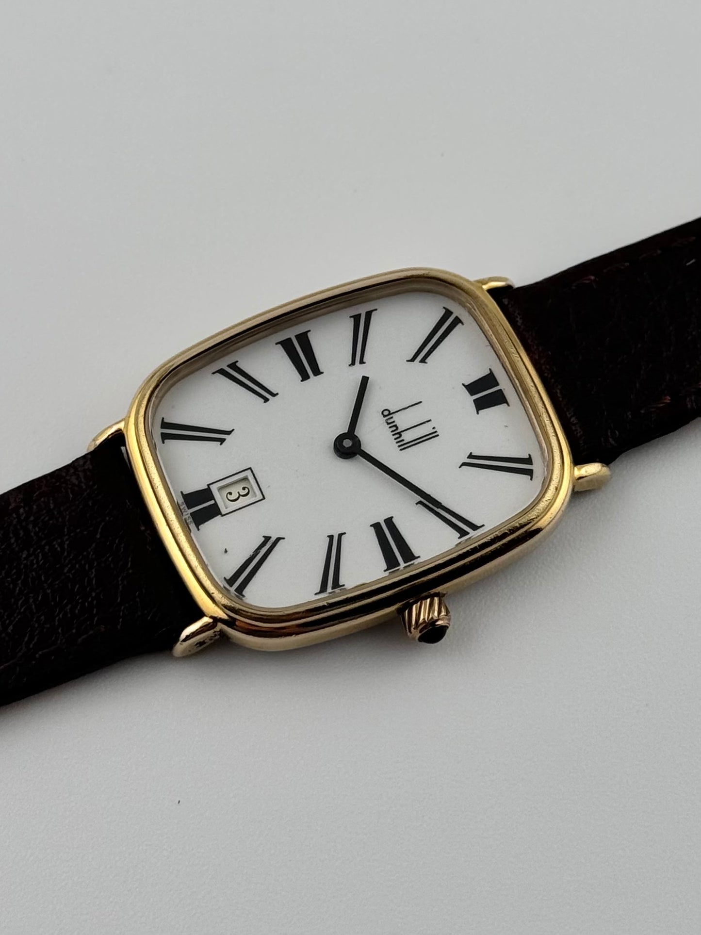 Dunhill Quartz Tank Date Gent’s Dress Watch