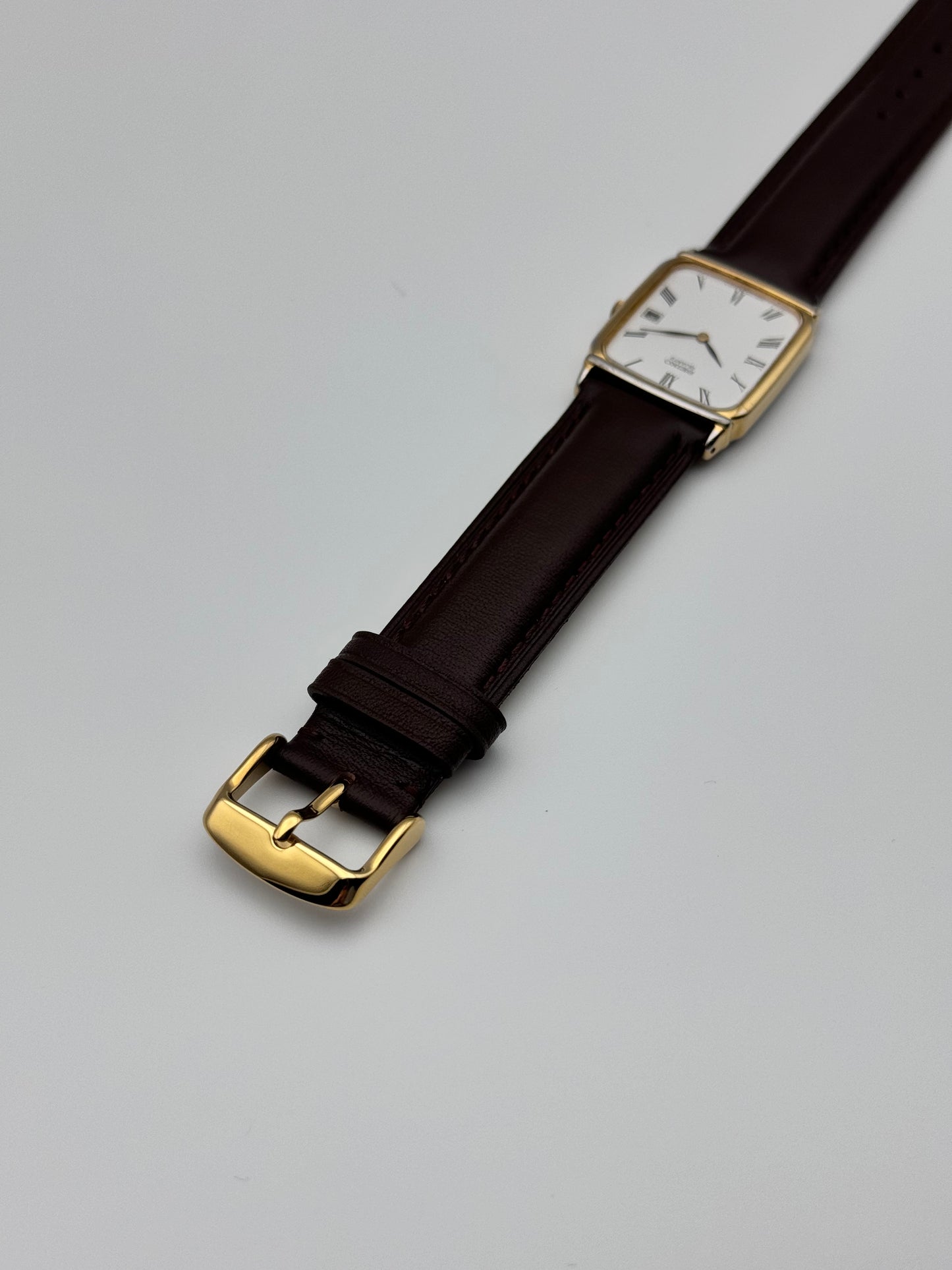 Seiko Tank Quartz 5Y39-5A10