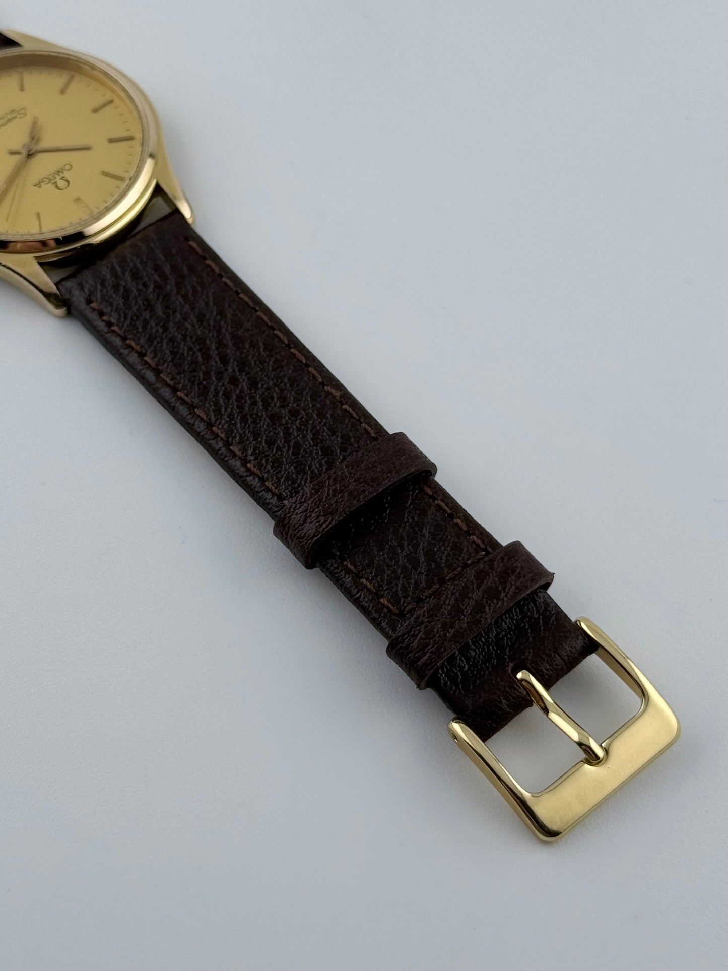 Omega Seamaster Quartz Date 196.0251 - Hobnail Dial
