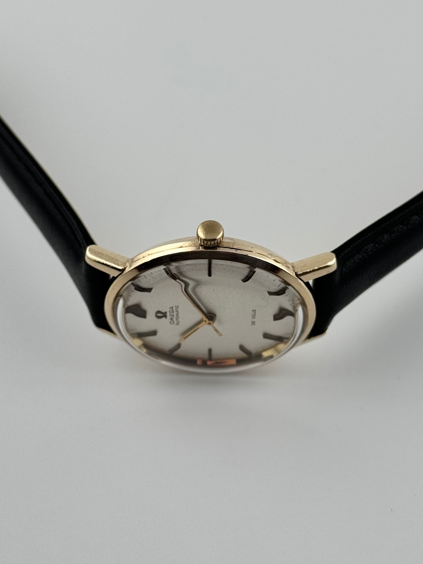 Omega De Ville Automatic Date 9ct Solid Gold - 166.5010 - Rare Frosted Dial