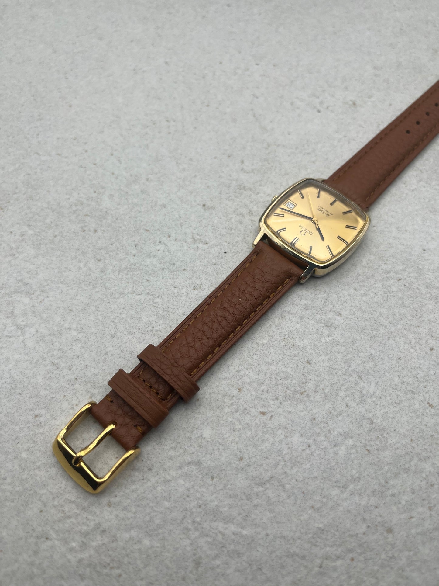 Omega DeVille Automatic Date 166.053