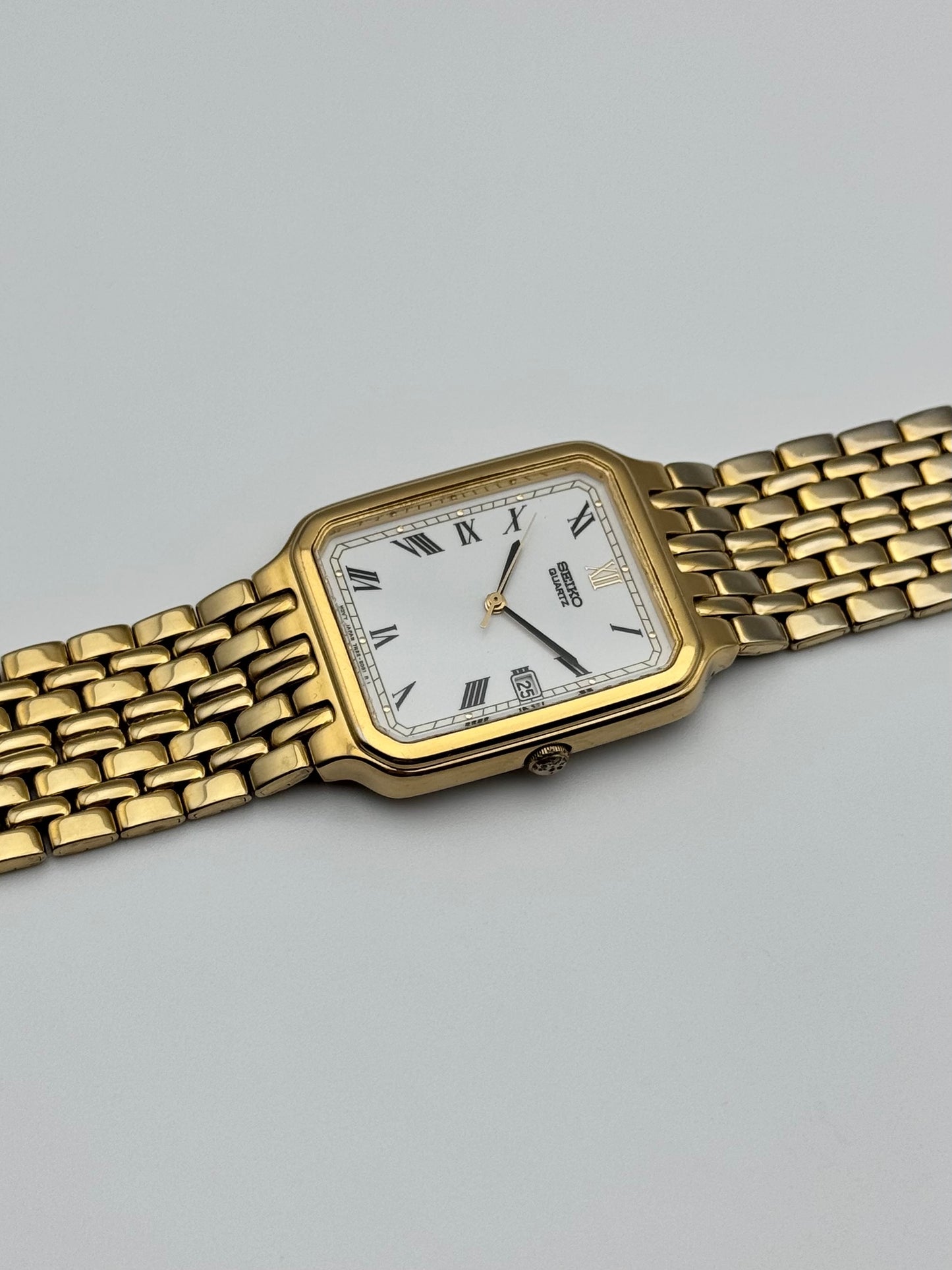 Seiko Tank Quartz 7N22-5021